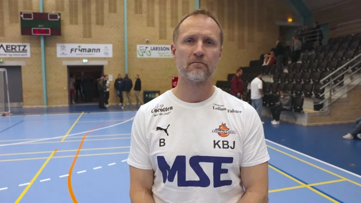 Klavs Bruun sætter ord på fyring: "Jeg er vred og ked af det"