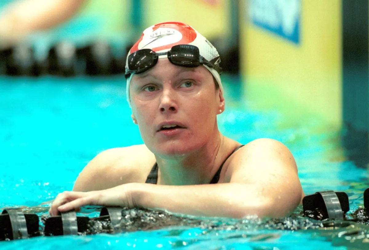 mette jacobsen svommer