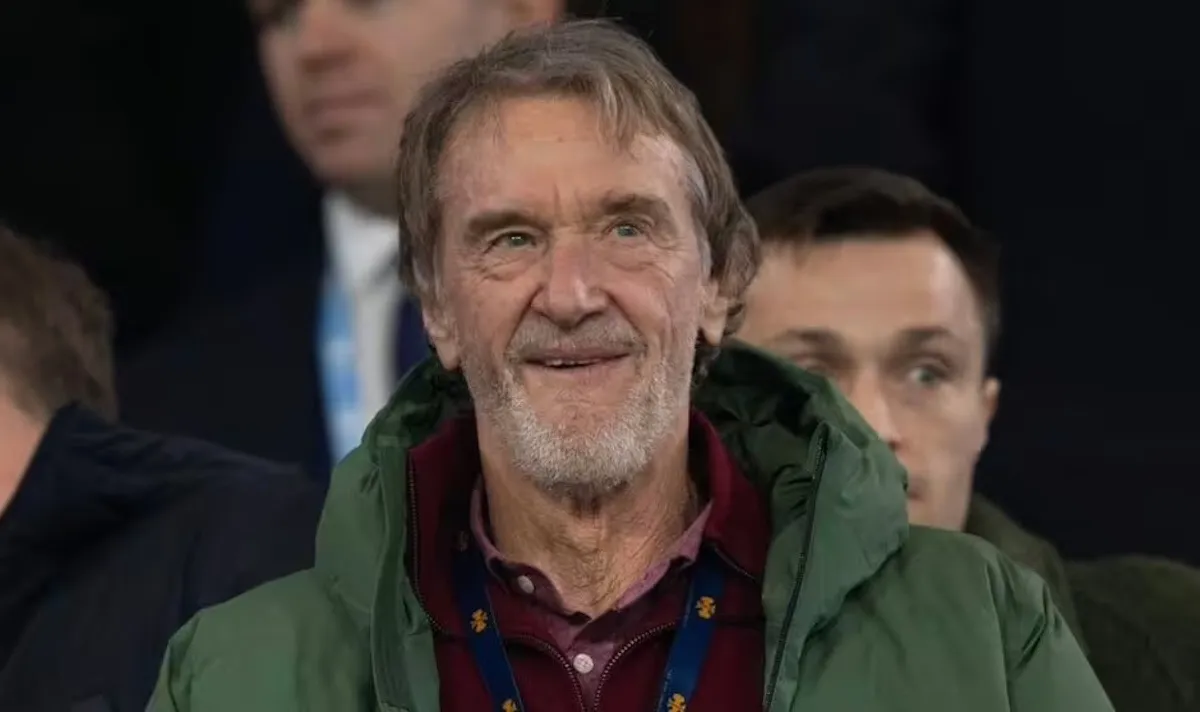 Sir Jim Ratcliffe nævner Manchester United-træner, der aldrig burde have været ansat