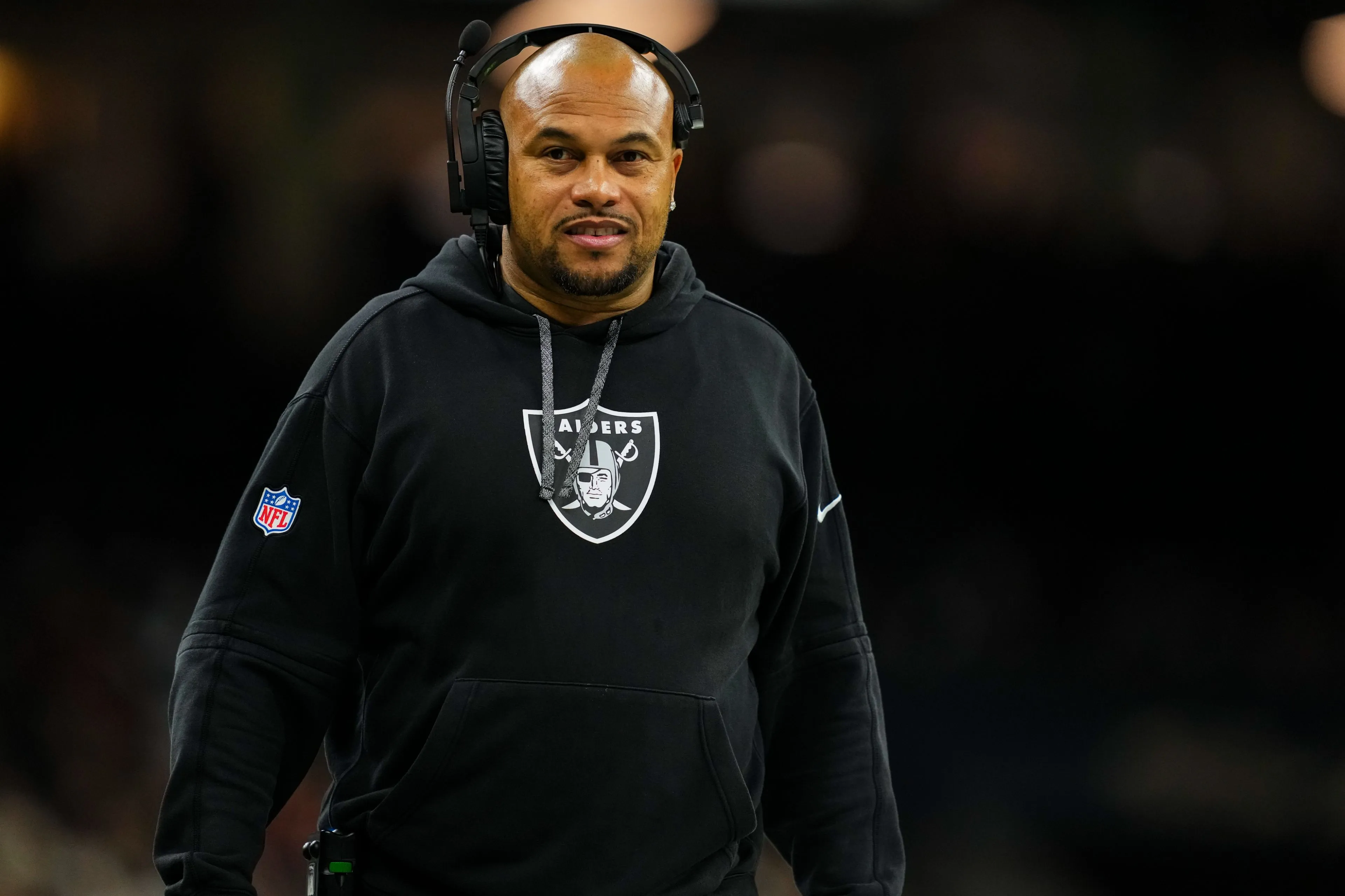 Oakland Raiders fyrer cheftræner efter en sæson