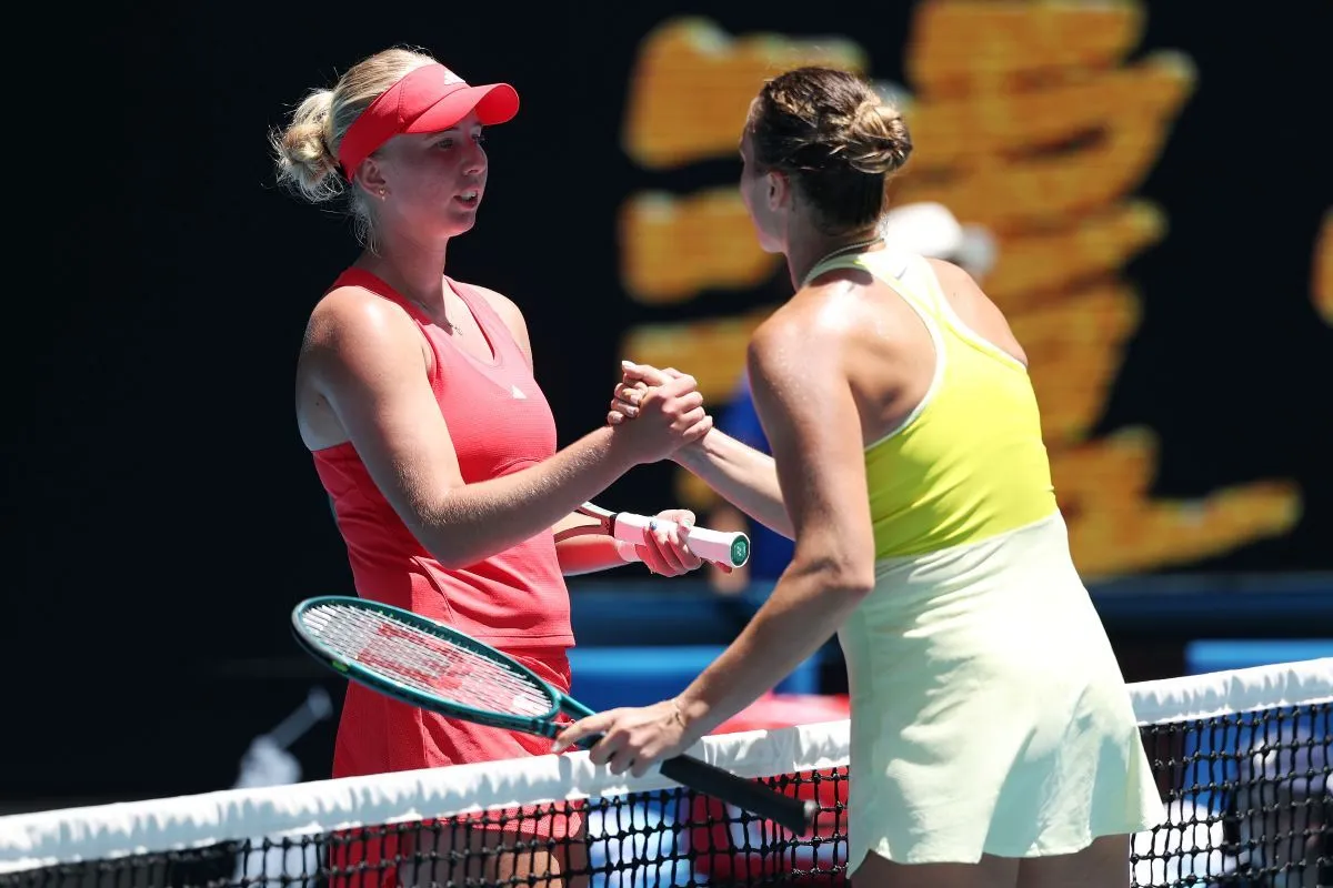 Rosende ord fra verdensetteren: Aryna Sabalenka blæst bagover af Clara Tauson