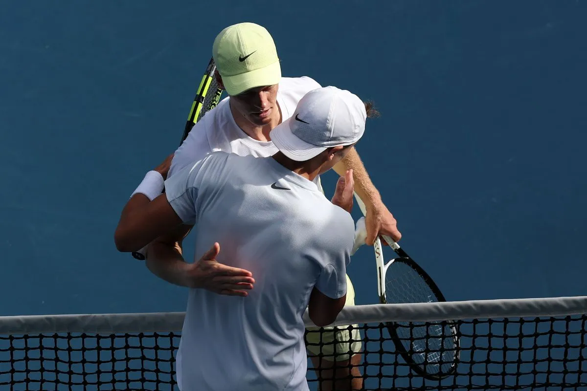 Holger Rune taber til Jannik Sinner i Australian Open