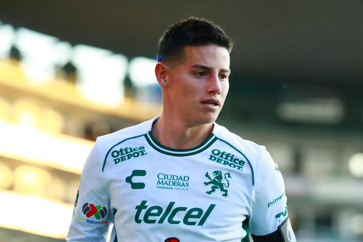 Tidligere Barcelona-træner udvist efter spark mod James Rodríguez