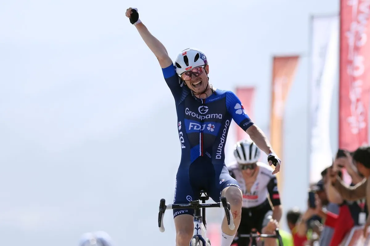 David Gaudu sejrer efter intens bjergduel i Tour of Oman