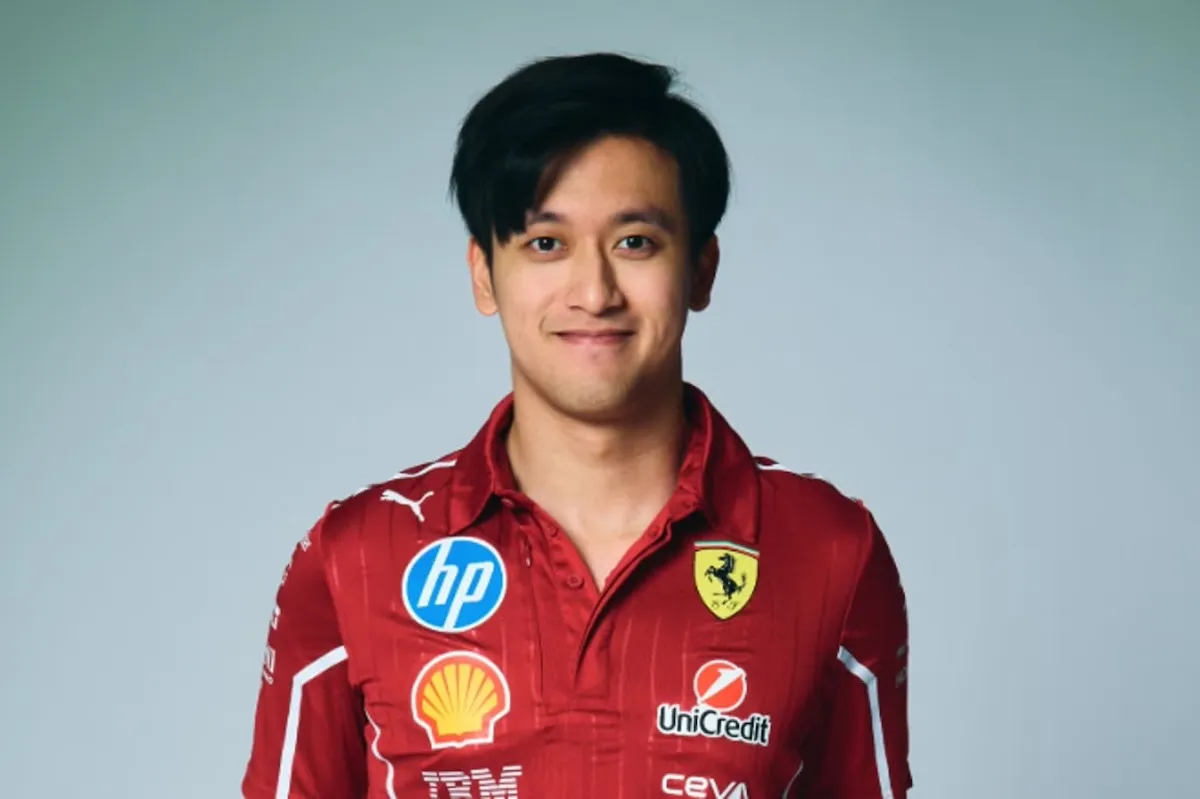 zhou guanyu ferrari