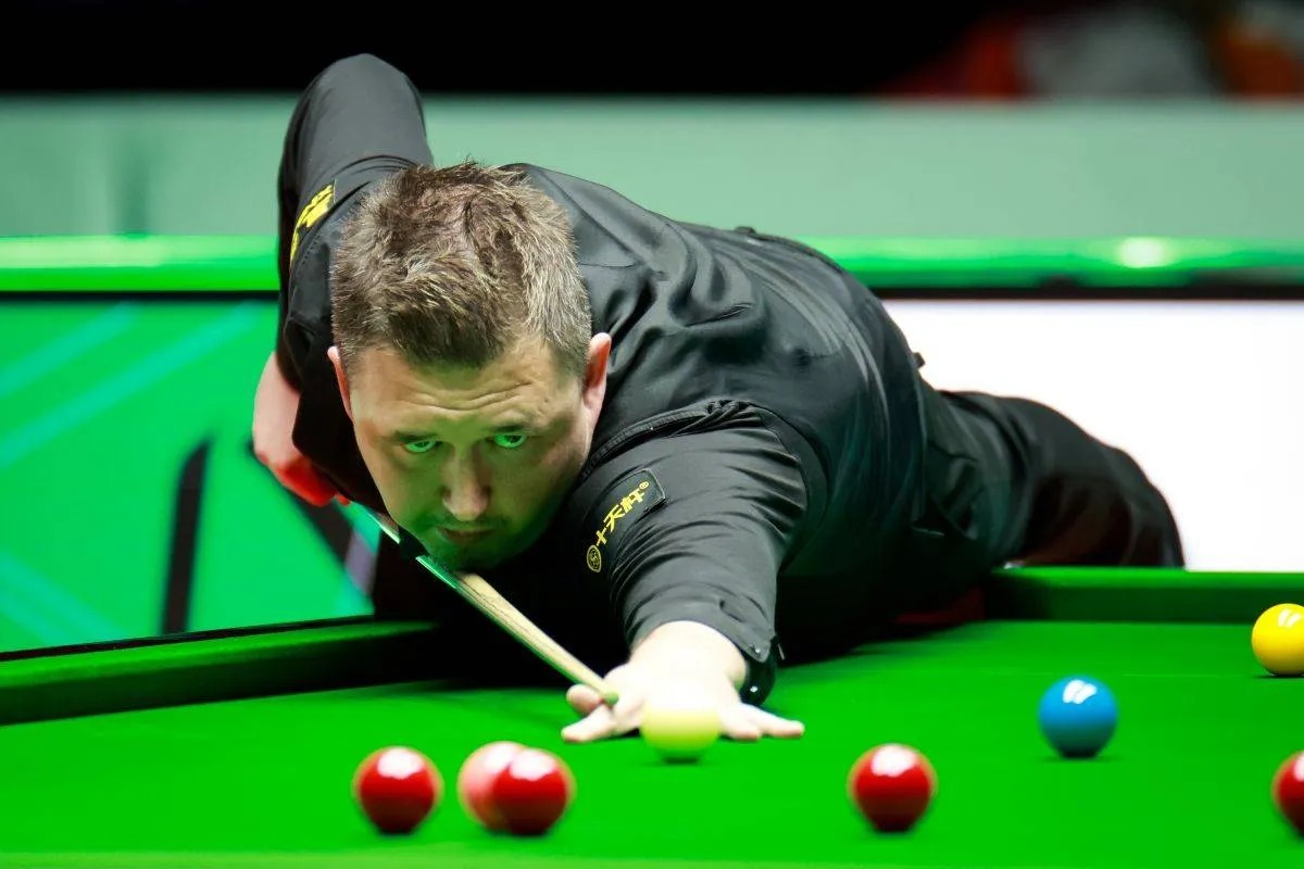 Kaotiske scener ved World Grand Prix: Snookerfans smidt ud fra kamp