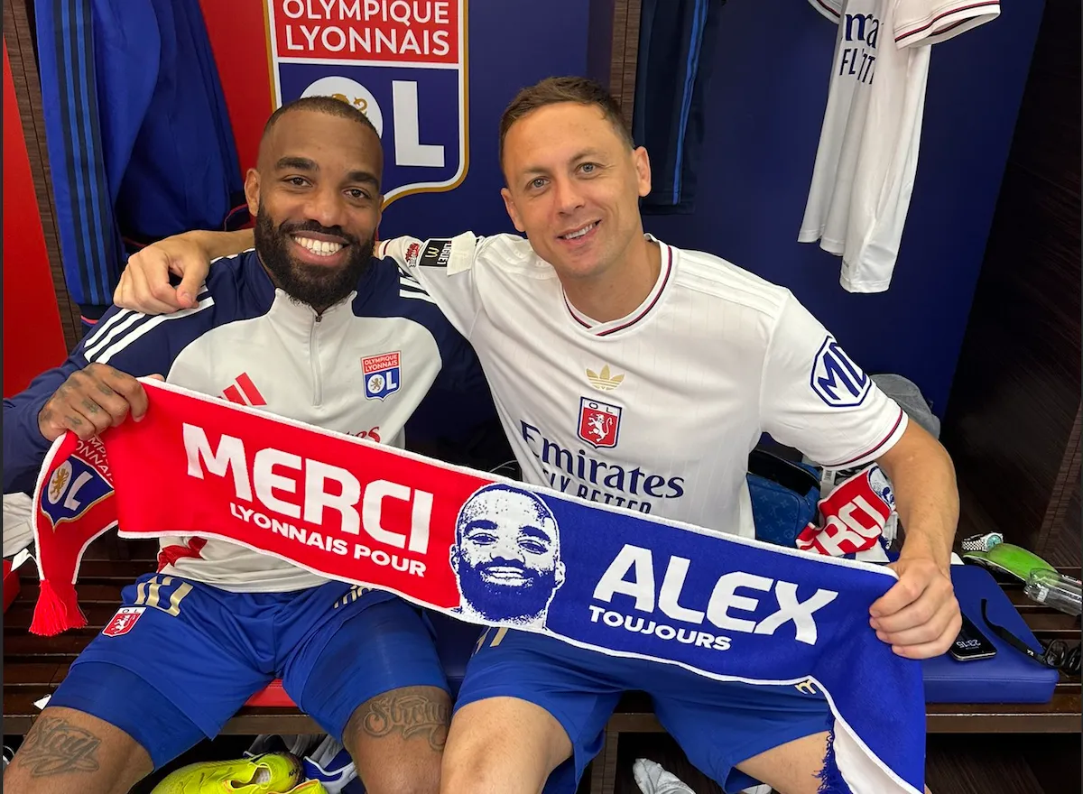 nemanja matic alexandre lacazette olympique lyonnais