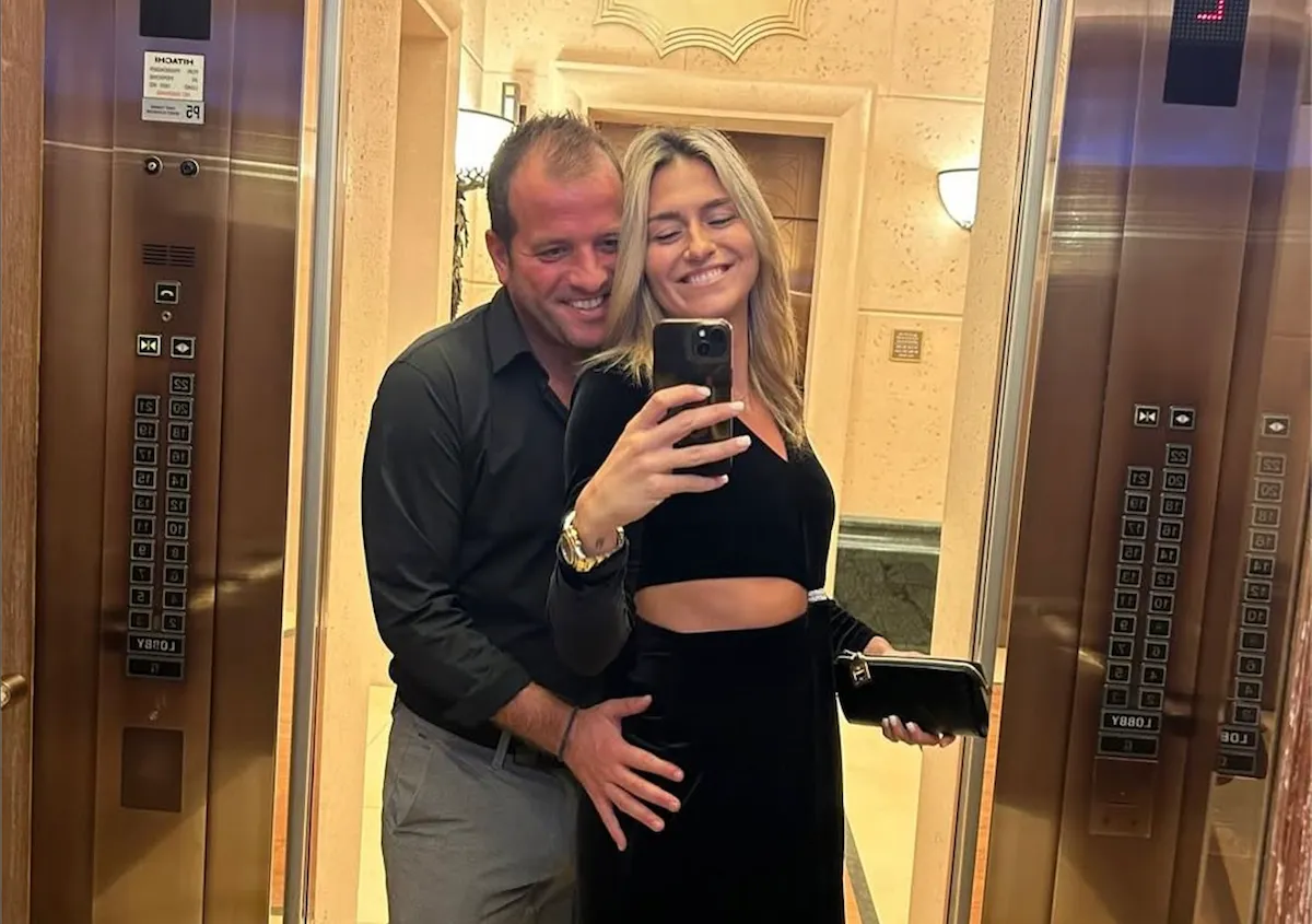 rafael van der vaart estevana polman