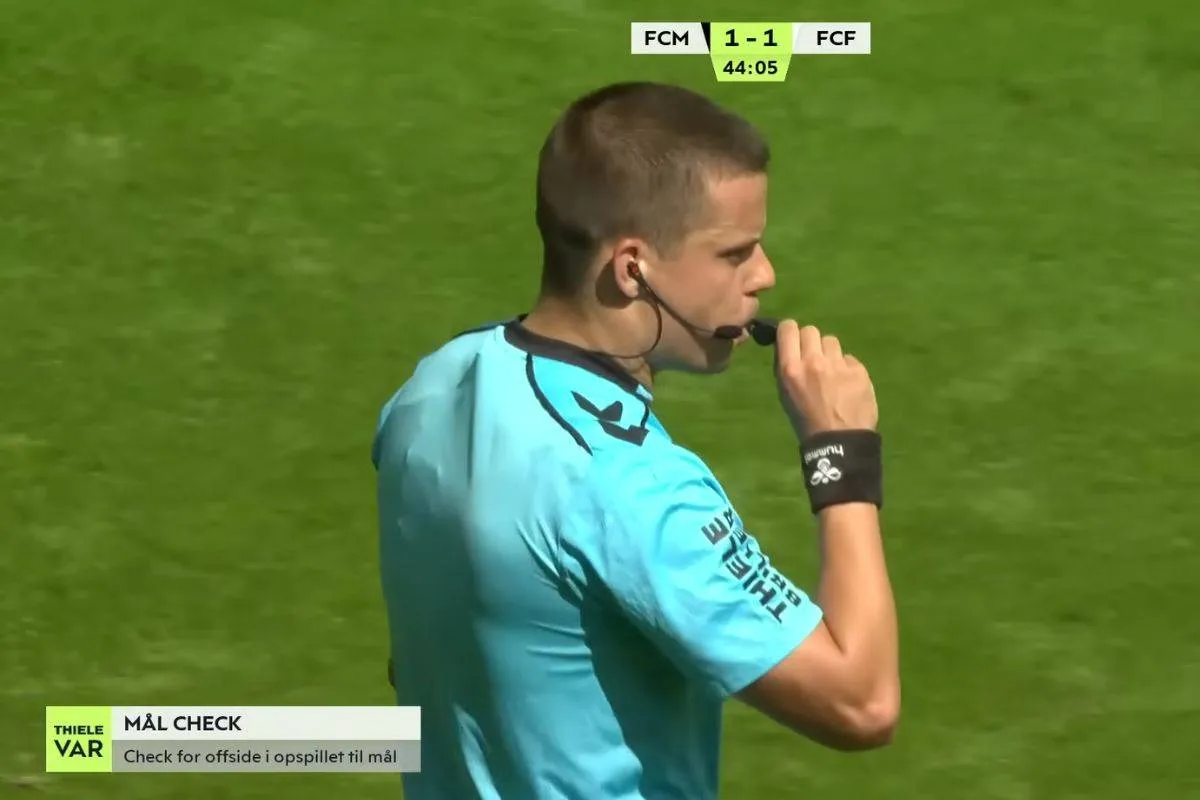 VAR