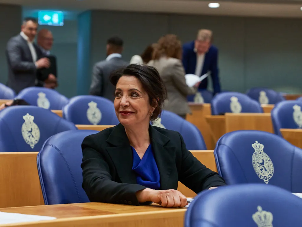 djh05341 khadija arib pvda