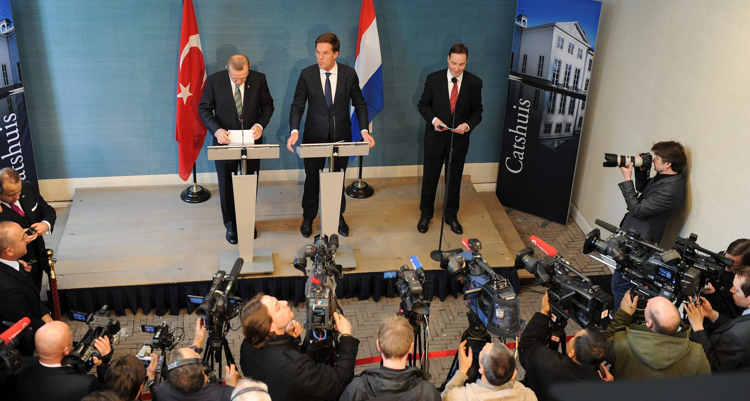 Rutte's arrogante NAVO-ambities nog steeds GEBLOKKEERD door Erdogan
