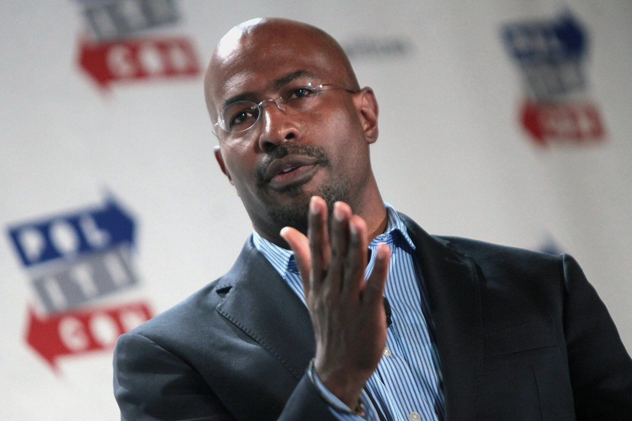 2048px van jones 27958227305