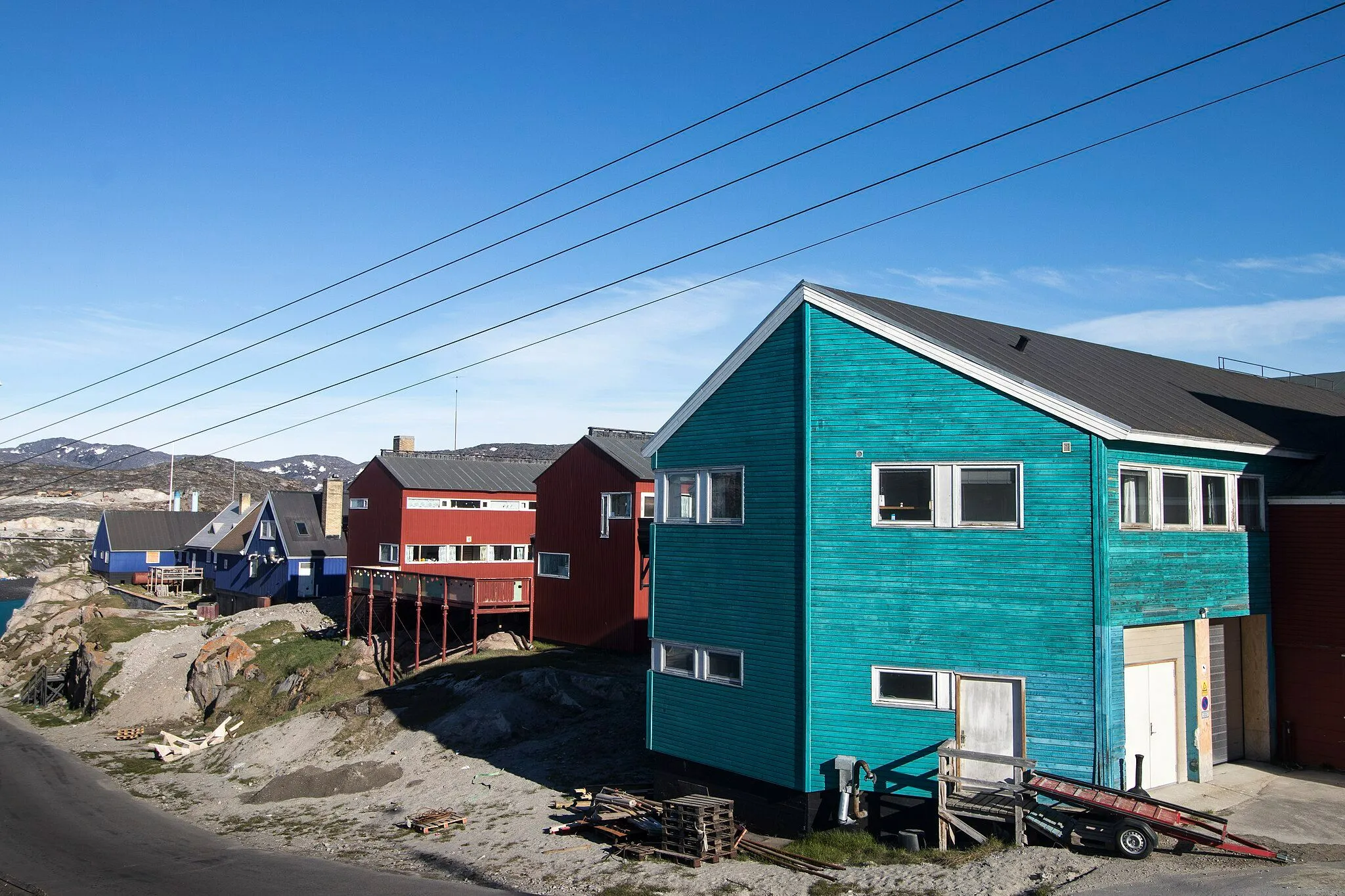 2048px ilulissat greenland road buiobuione