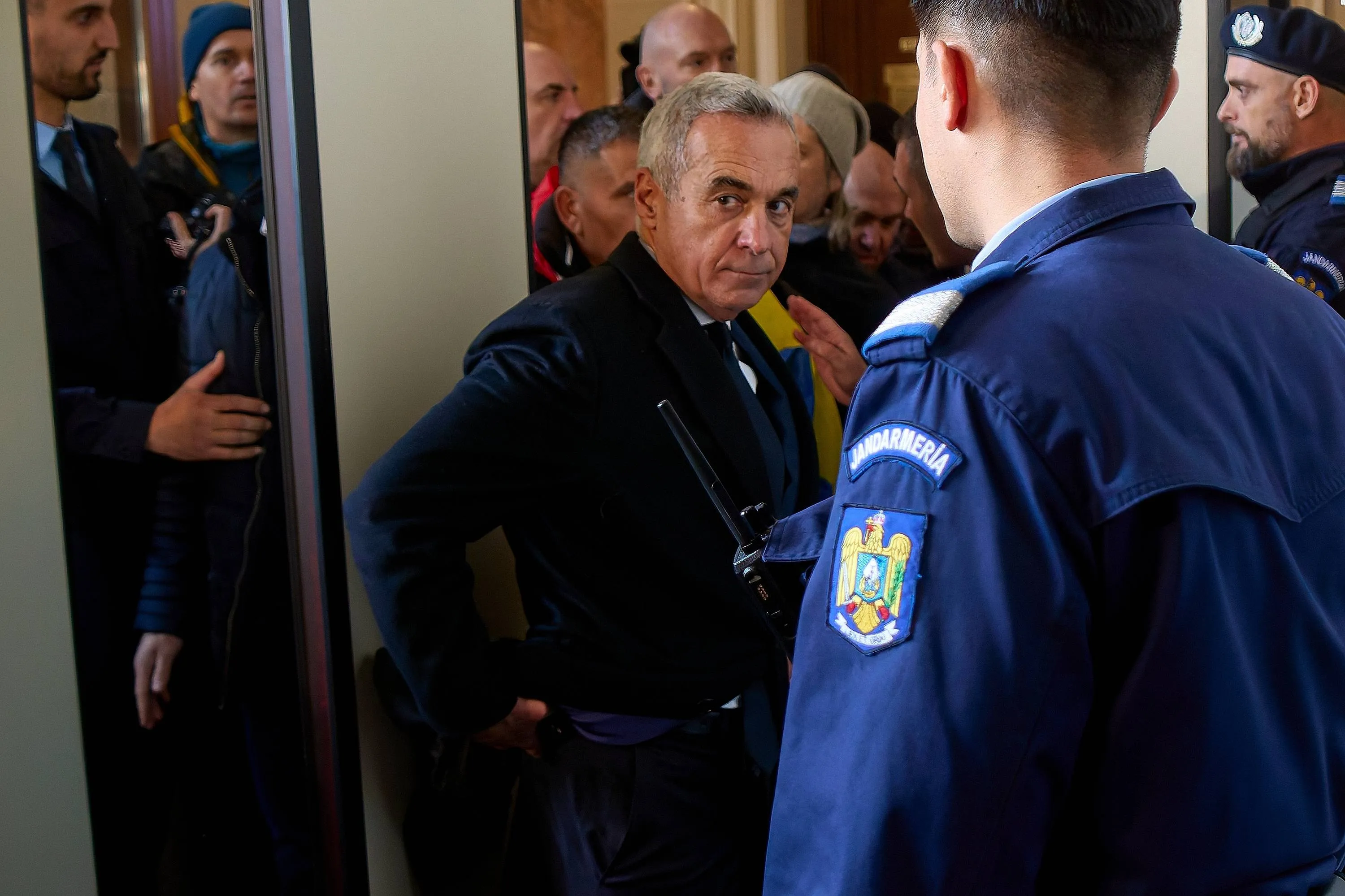 Schokkend: Mike Benz ontmaskert Georgescu’s arrestatie als NAVO-complot!
