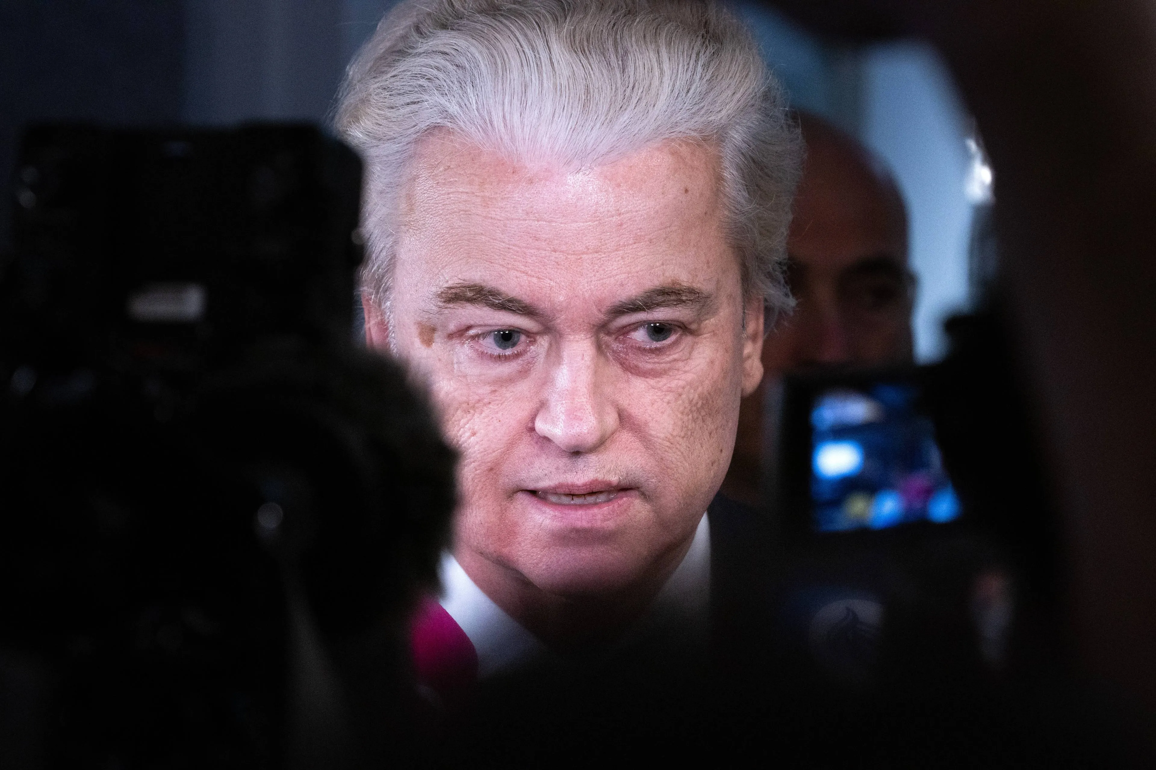 Wilders slaat keihard terug: motie tegen Faber om lintje is 'krankzinnig'!