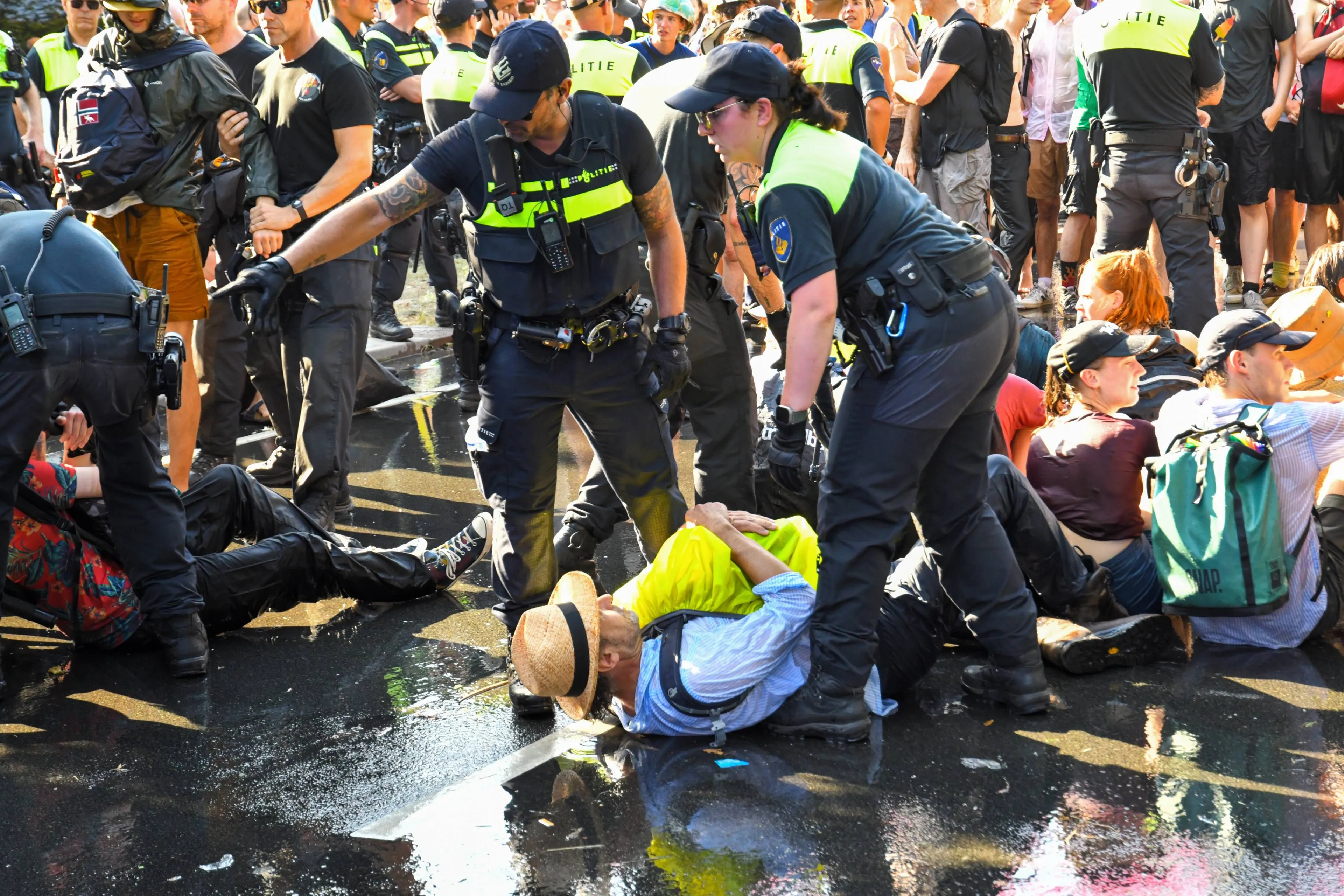 FVD slaat alarm: Extinction Rebellion is een terreurorganisatie!