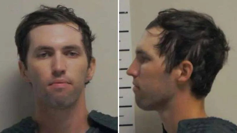20250912-tyler-robinson-mugshot-split