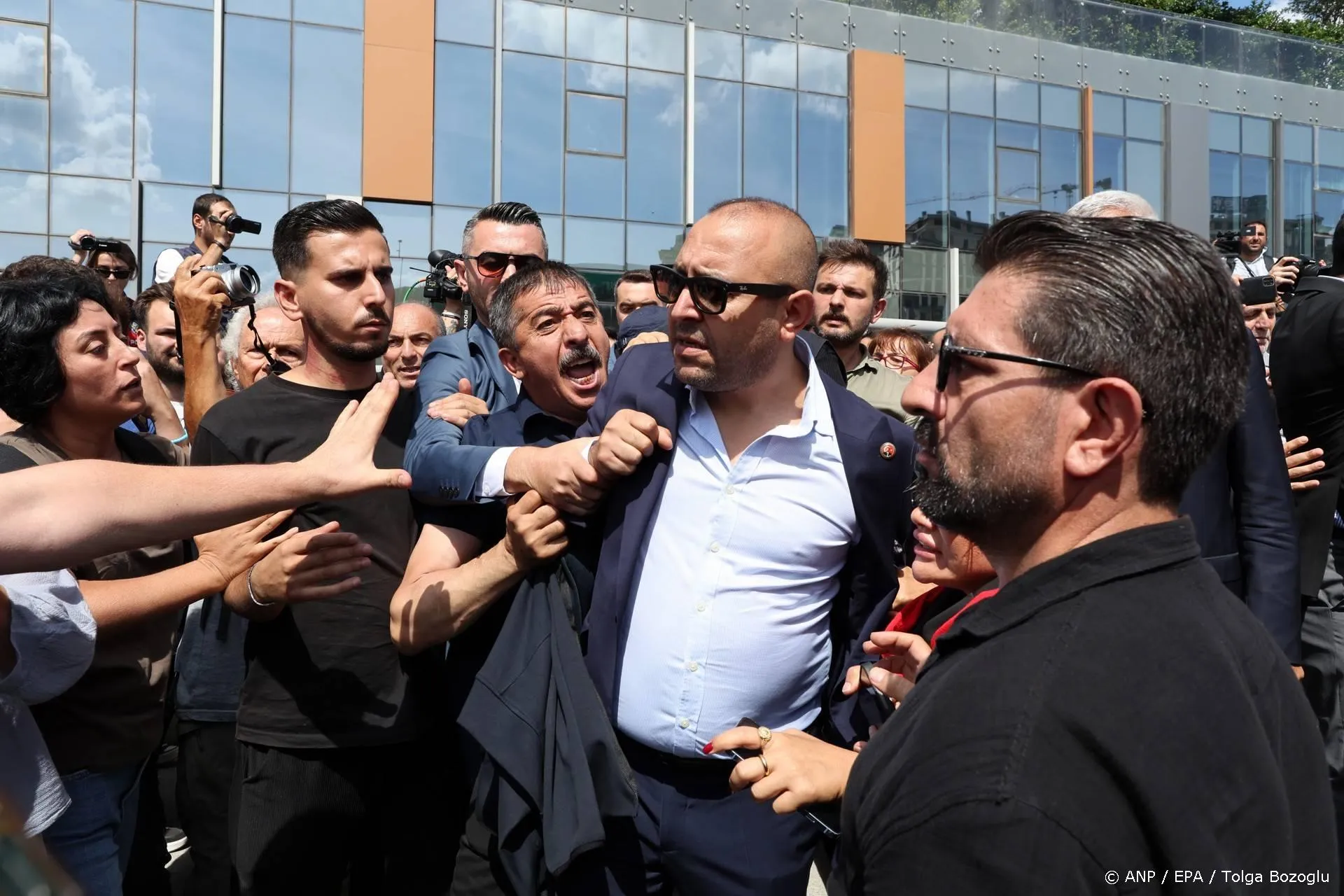 anp080925135 1