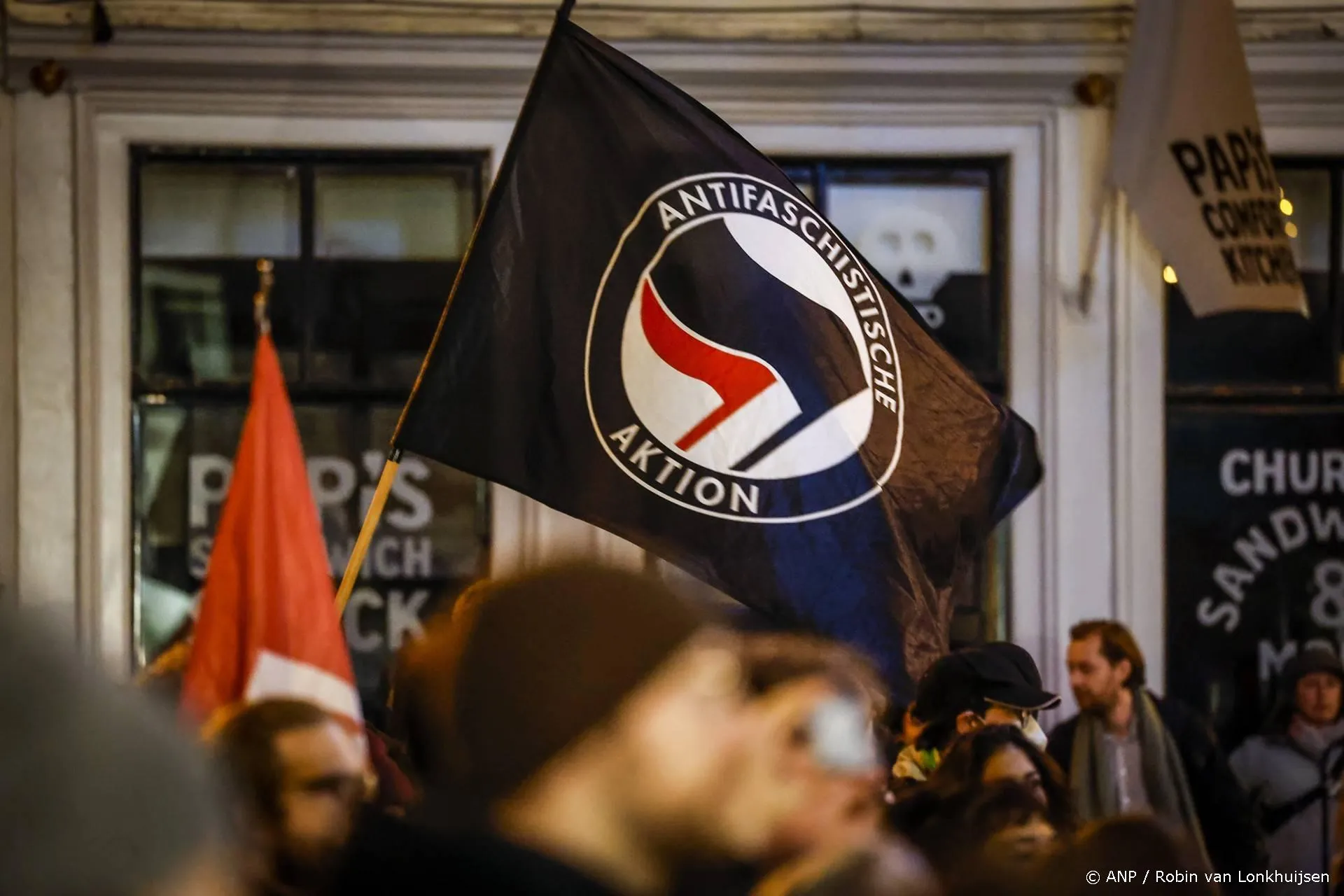 Trump tekent decreet dat Antifa als terreurorganisatie bestempelt
