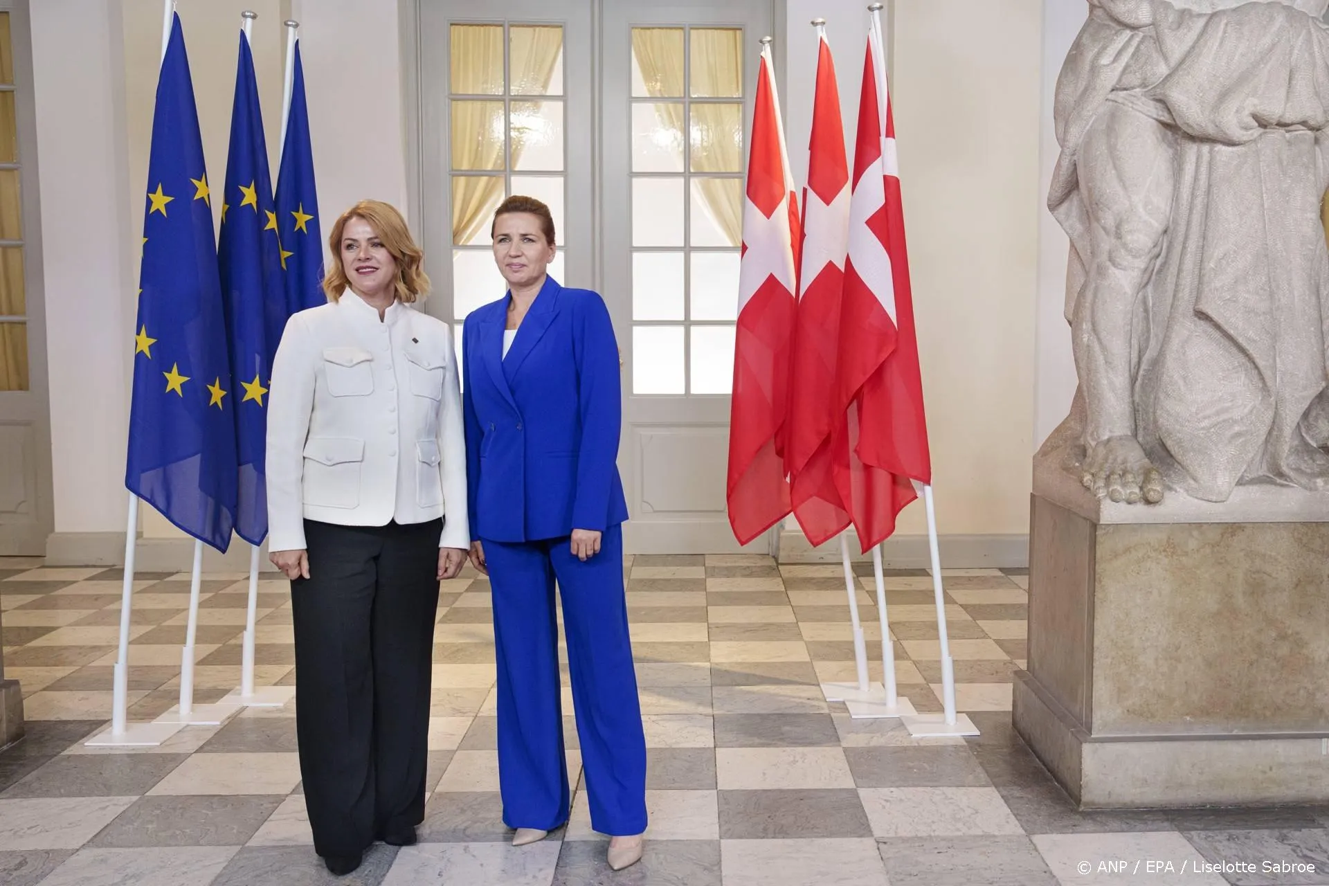 anp011025174 1