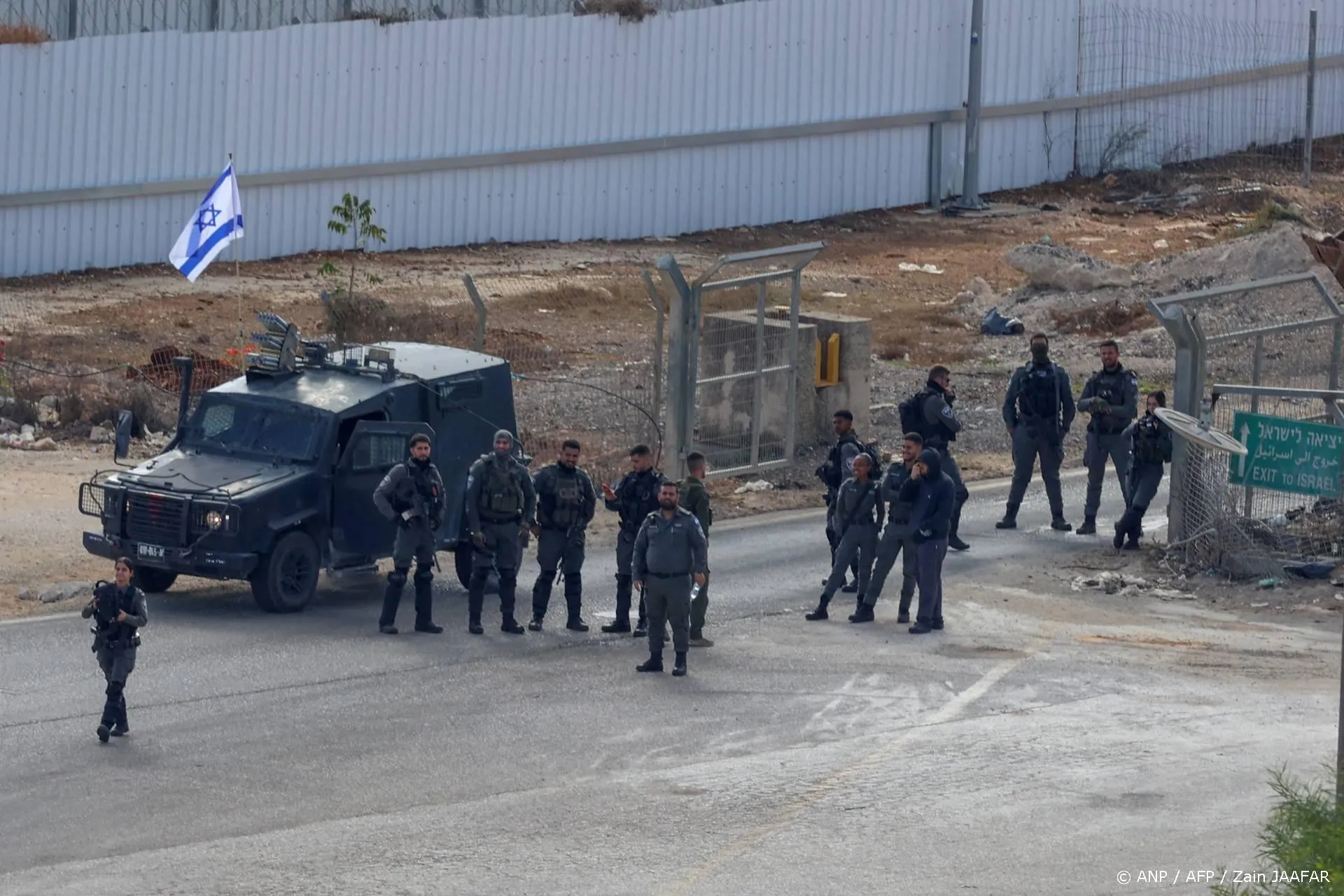 anp131025108 1