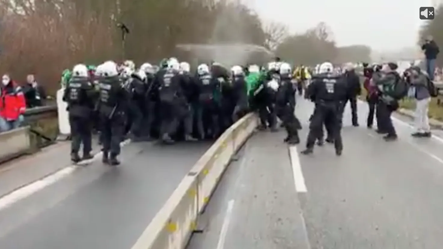 Screenshot 2025-11-30 at 06.37.09