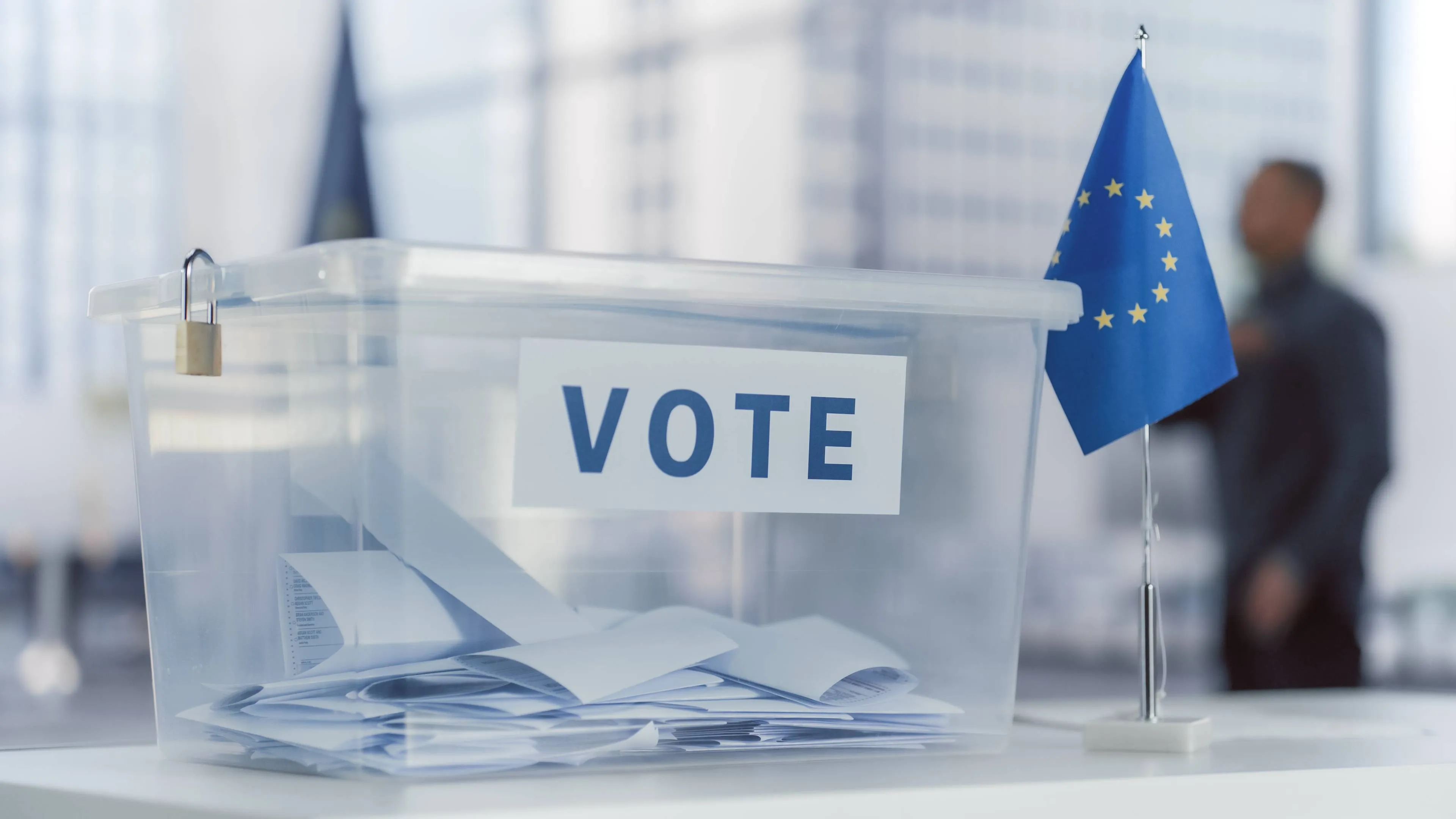 shutterstock_2420117205