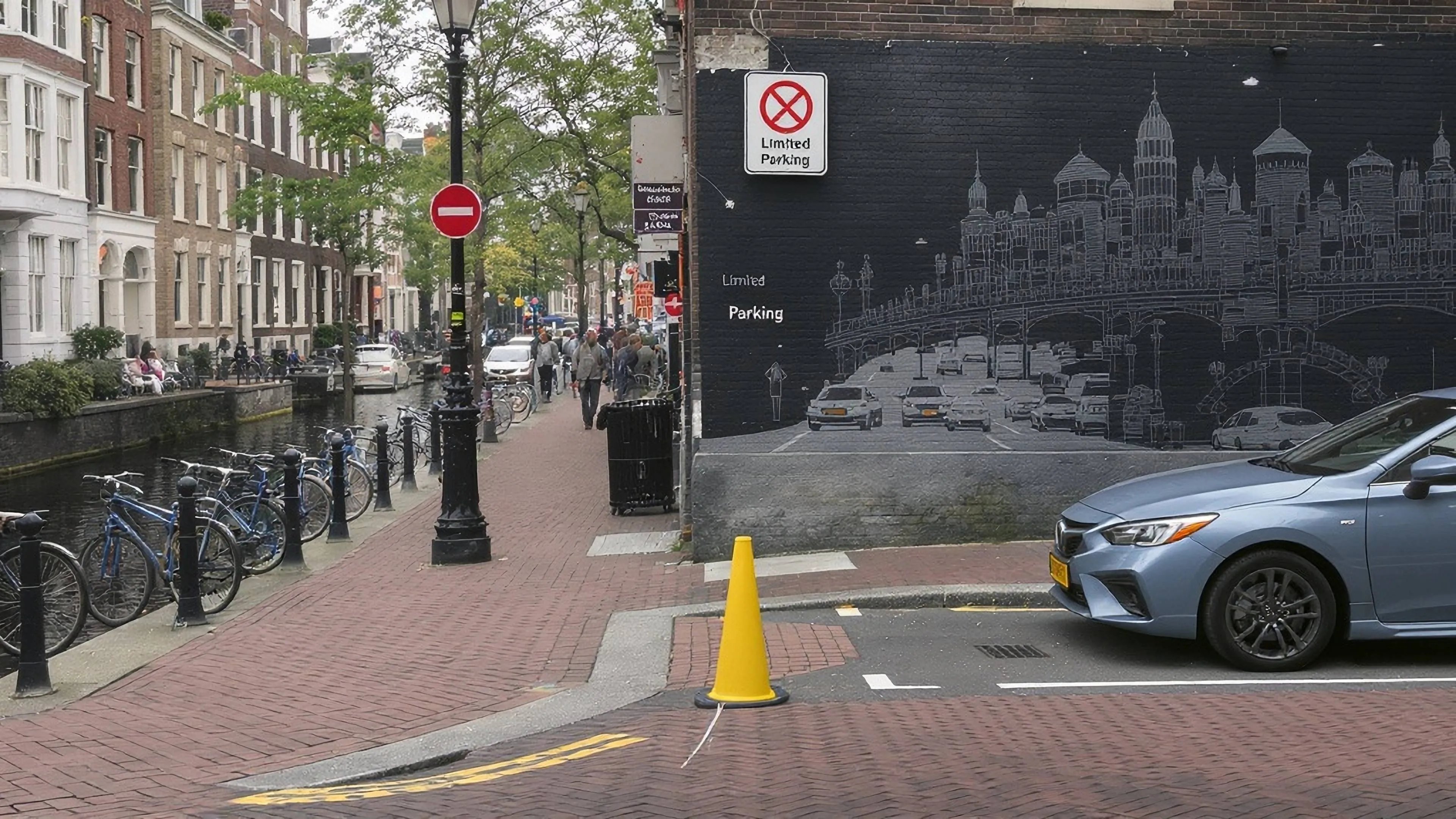 shutterstock_2717188127 (1)