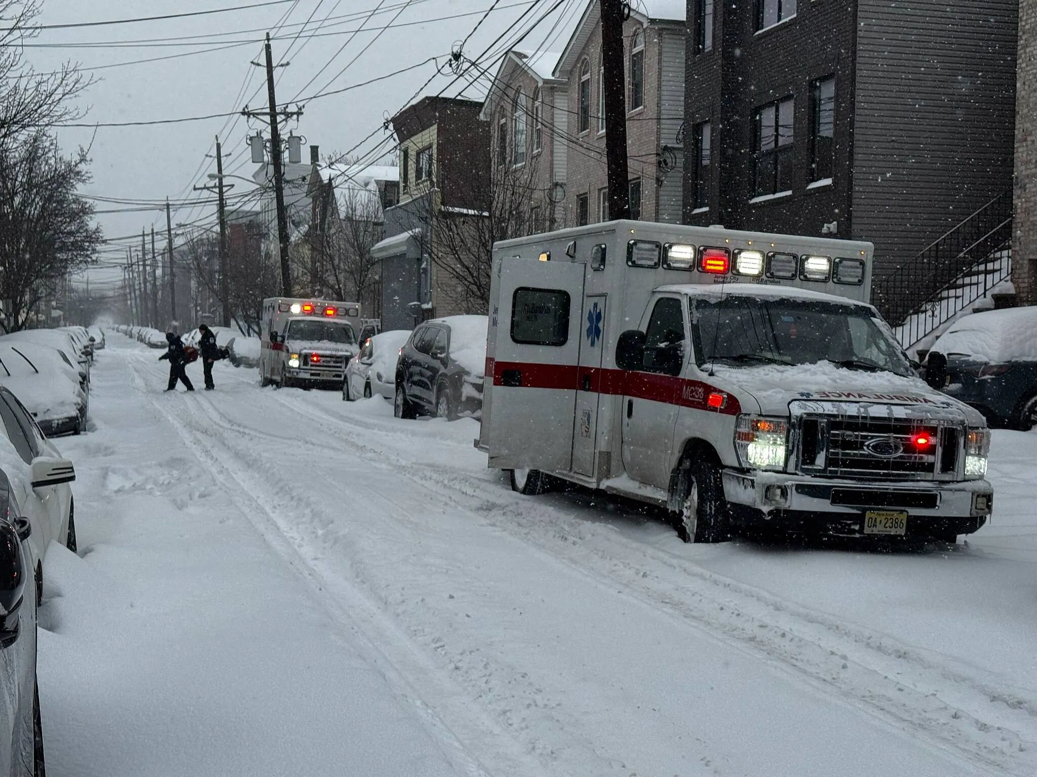 2048px-Winter_Storm_Fern_in_Jersey_City_on_January_25