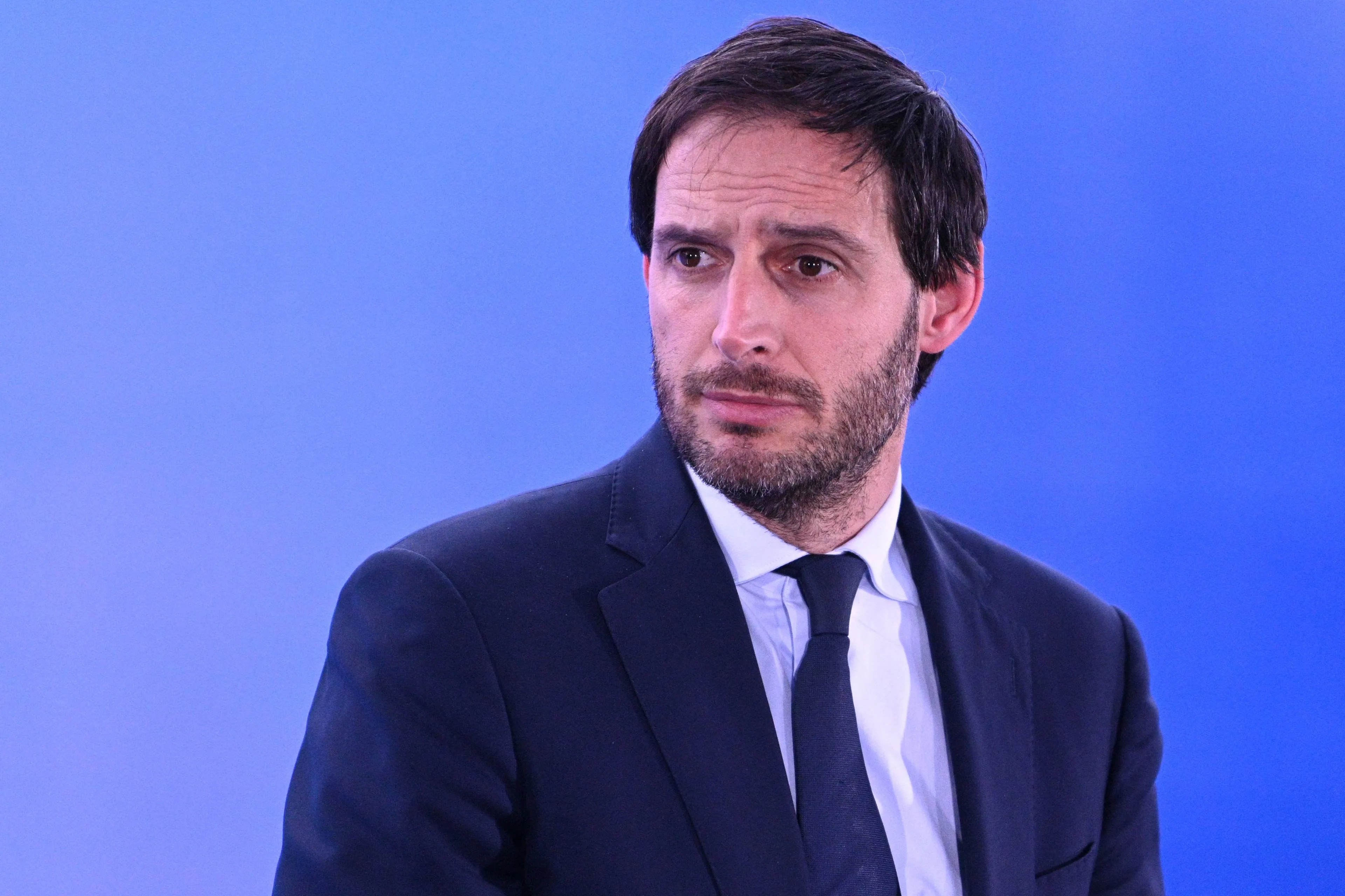 shutterstock_2438004755