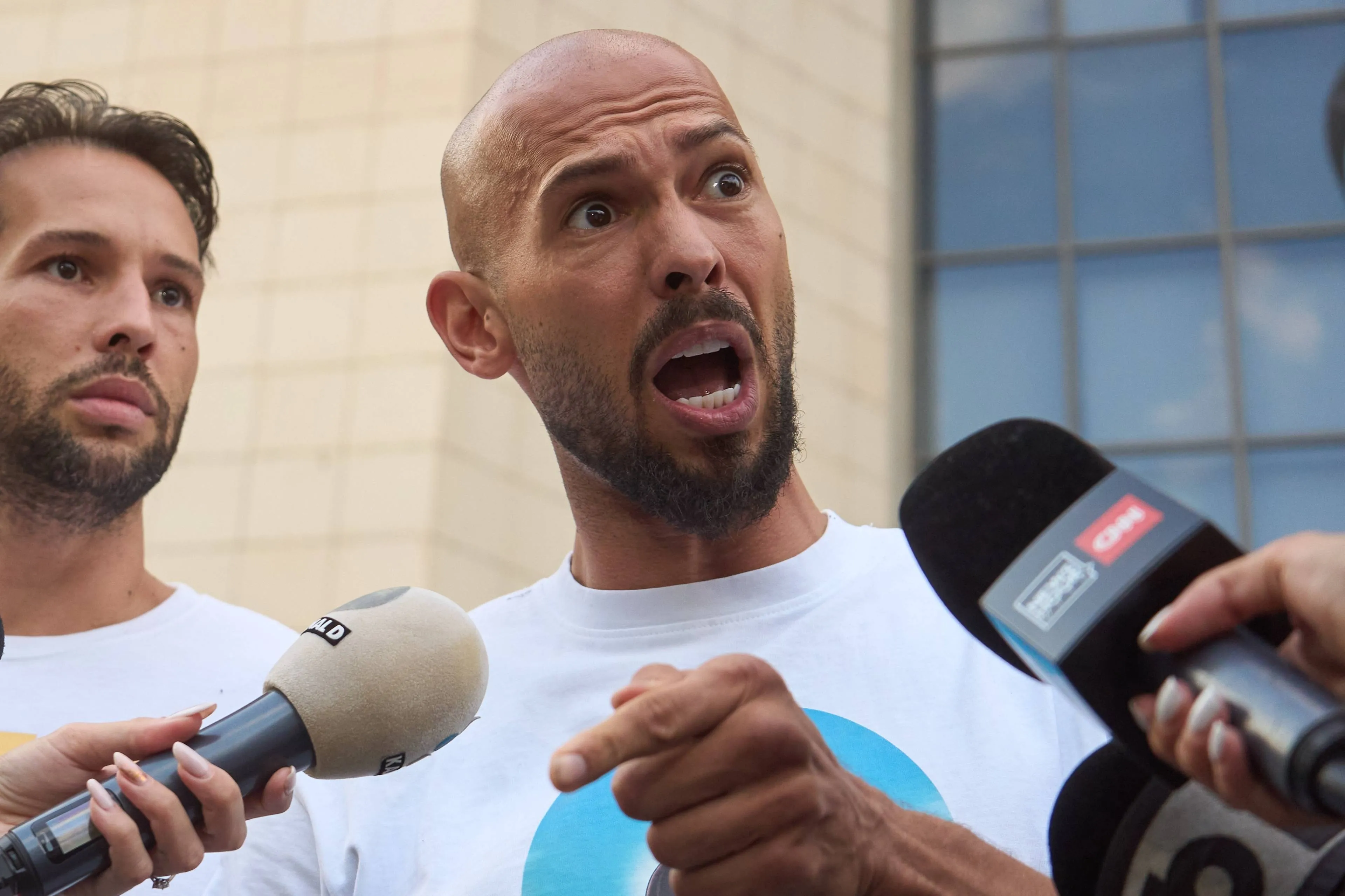 shutterstock_2506425841