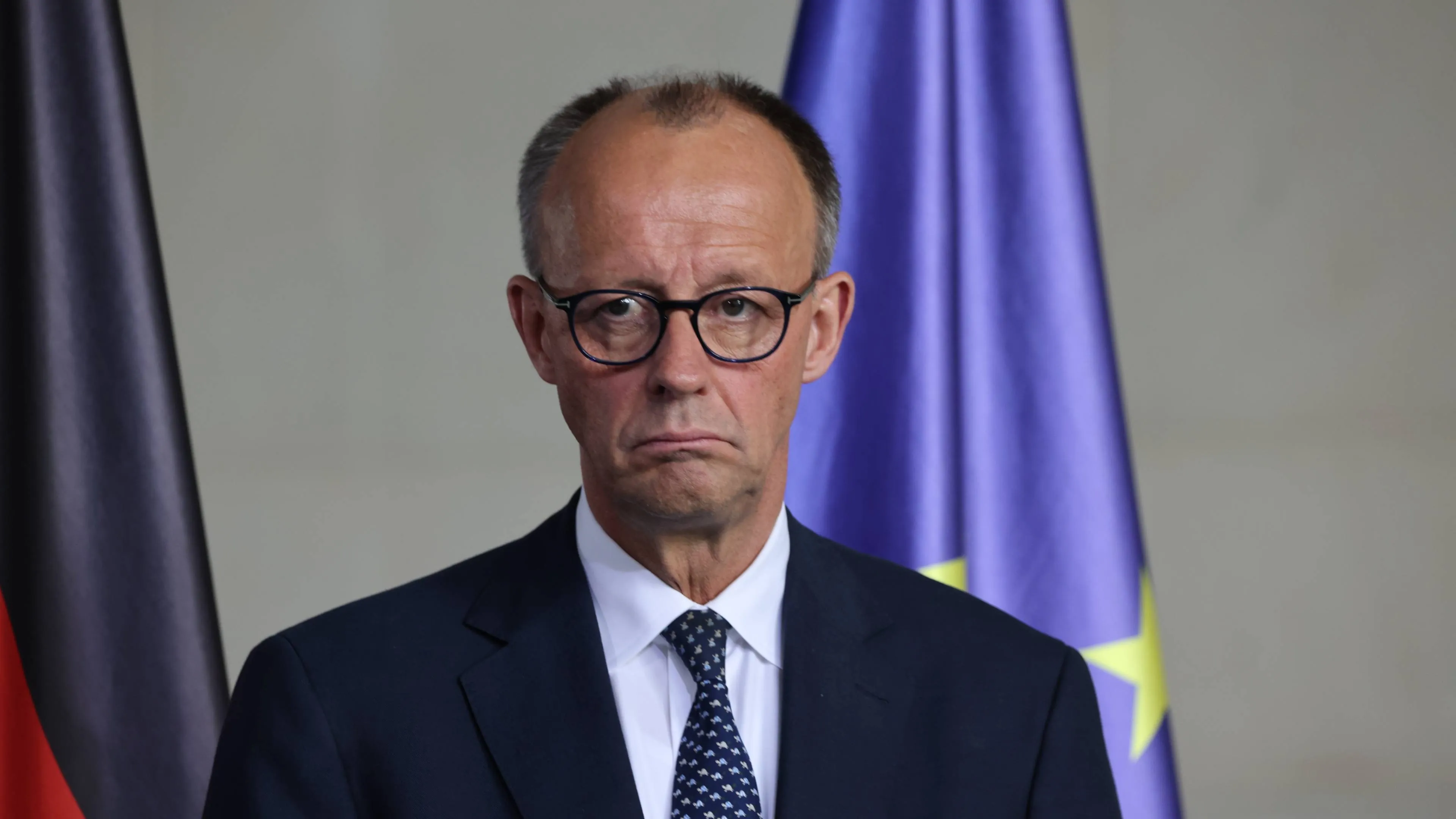 shutterstock_2627608393