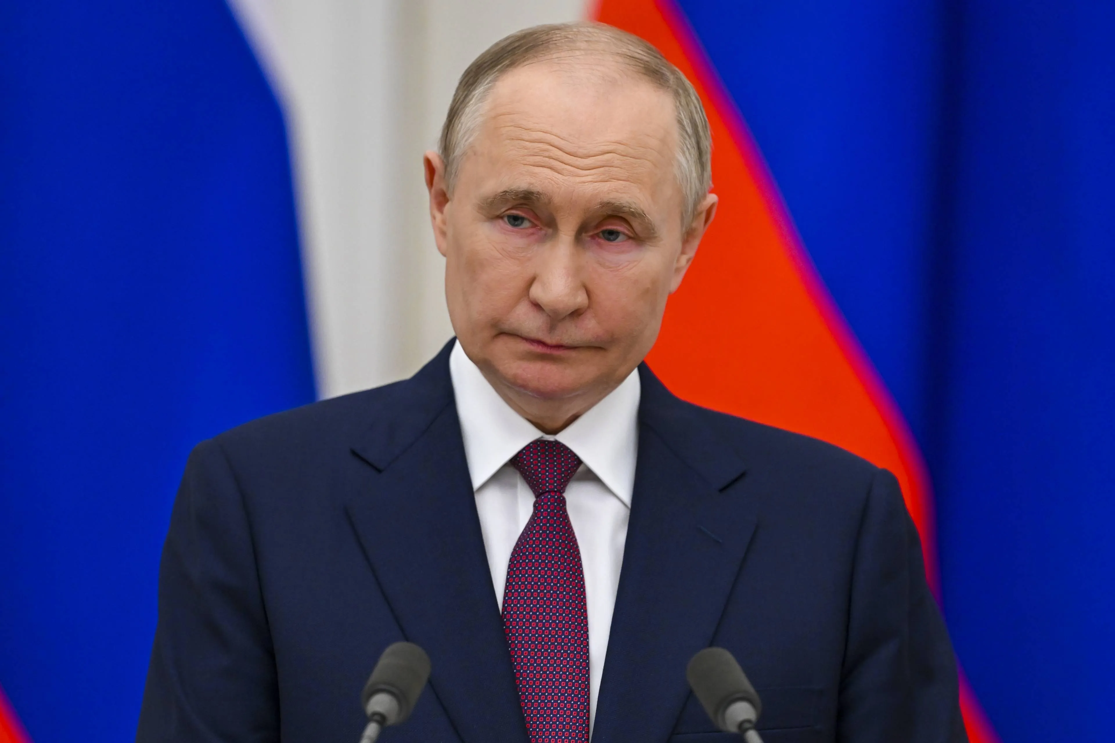 shutterstock_2660369229