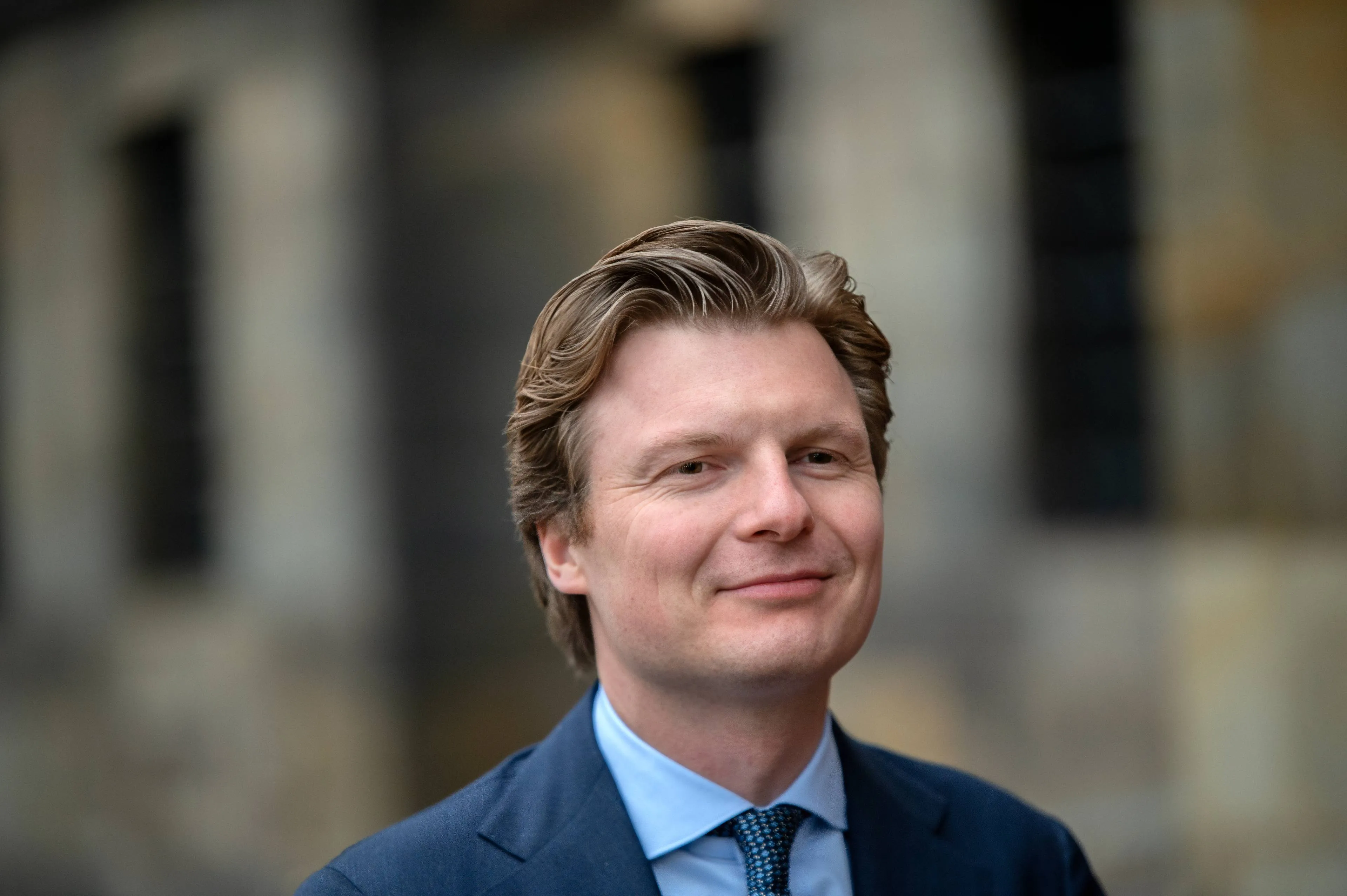 shutterstock_2725944879