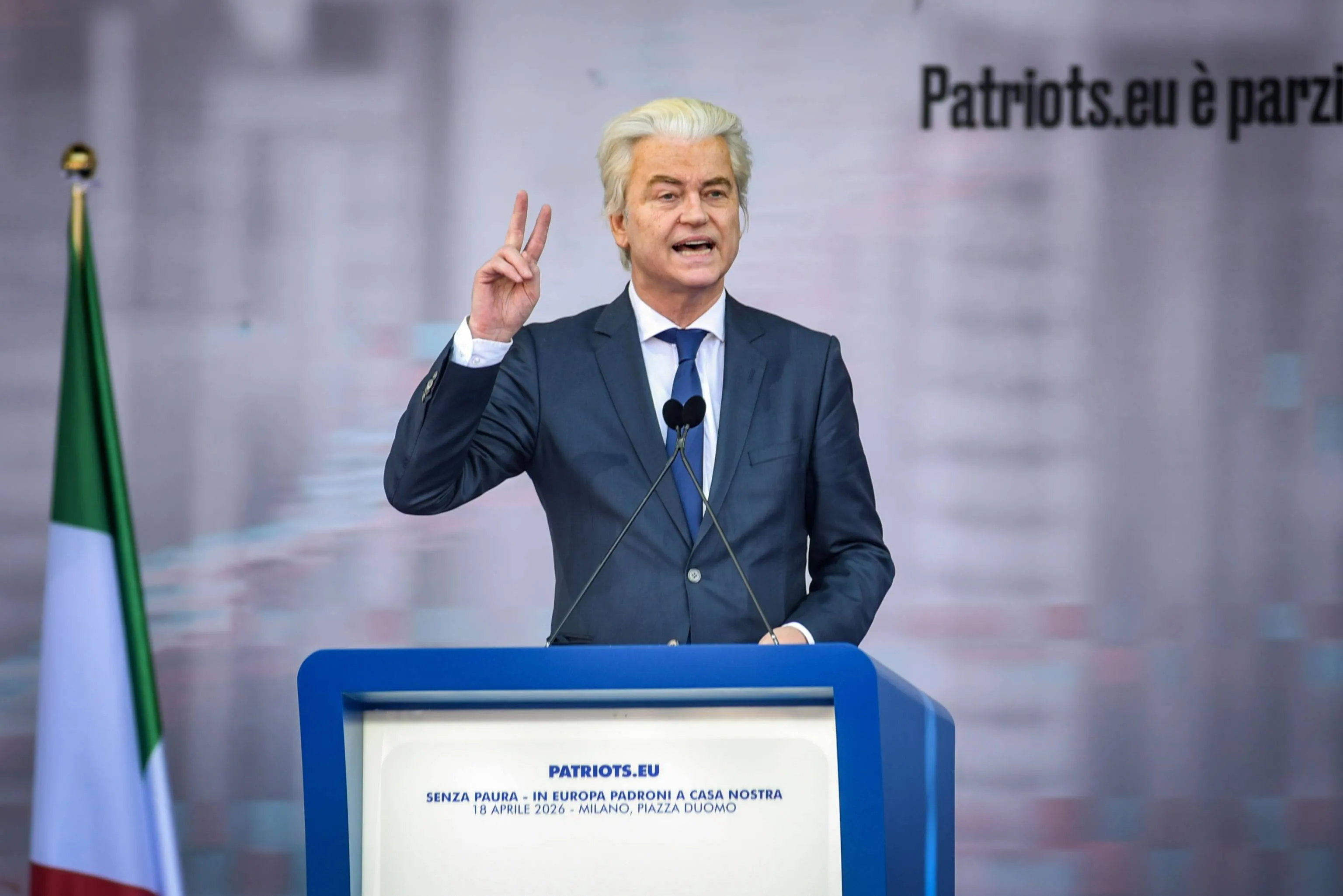 Geert Wilders vernietigt 'waardeloze' kabinet Jetten: miljarden naar buitenland, kruimels voor Nederland