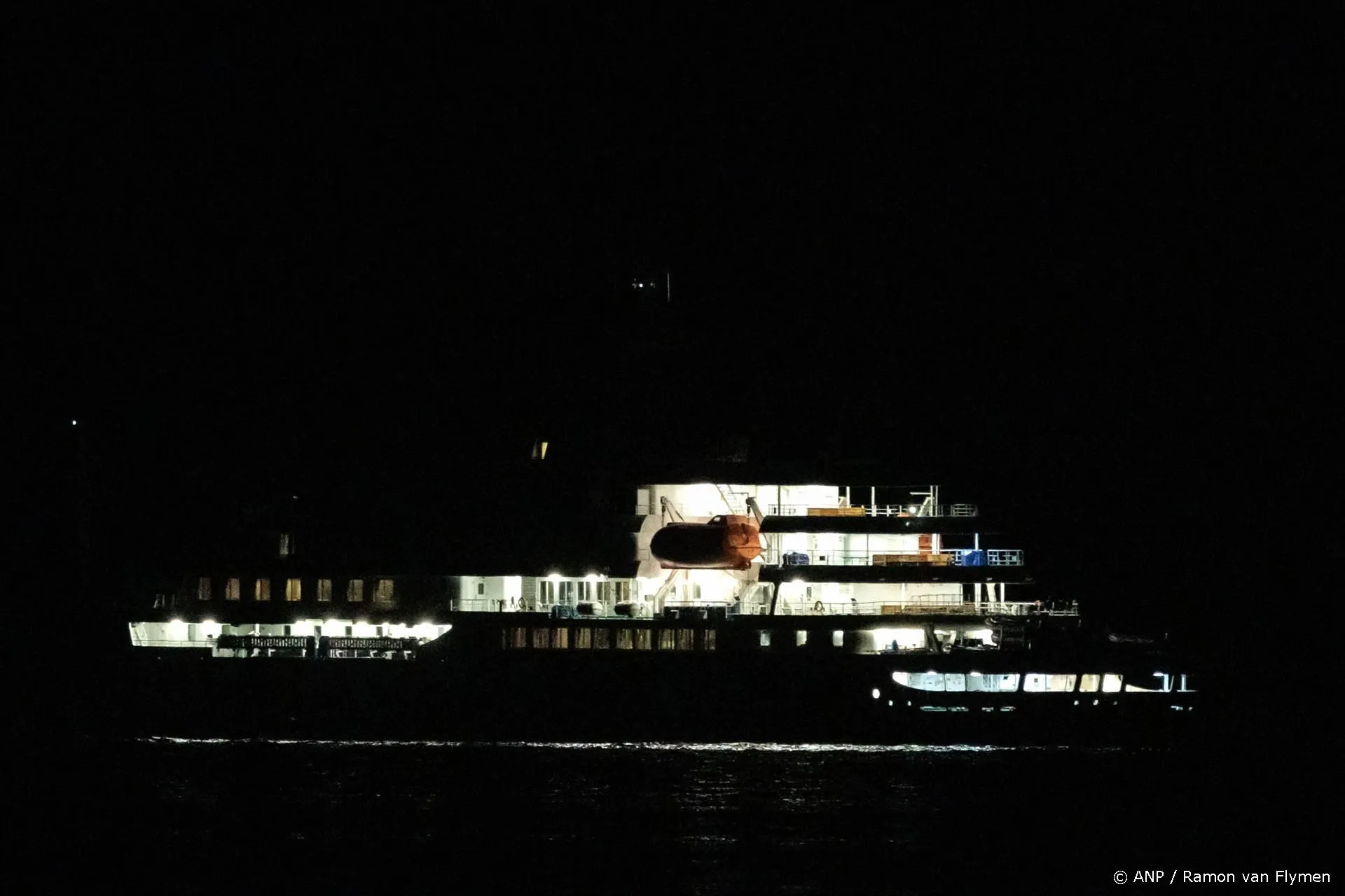 anp100526030 1