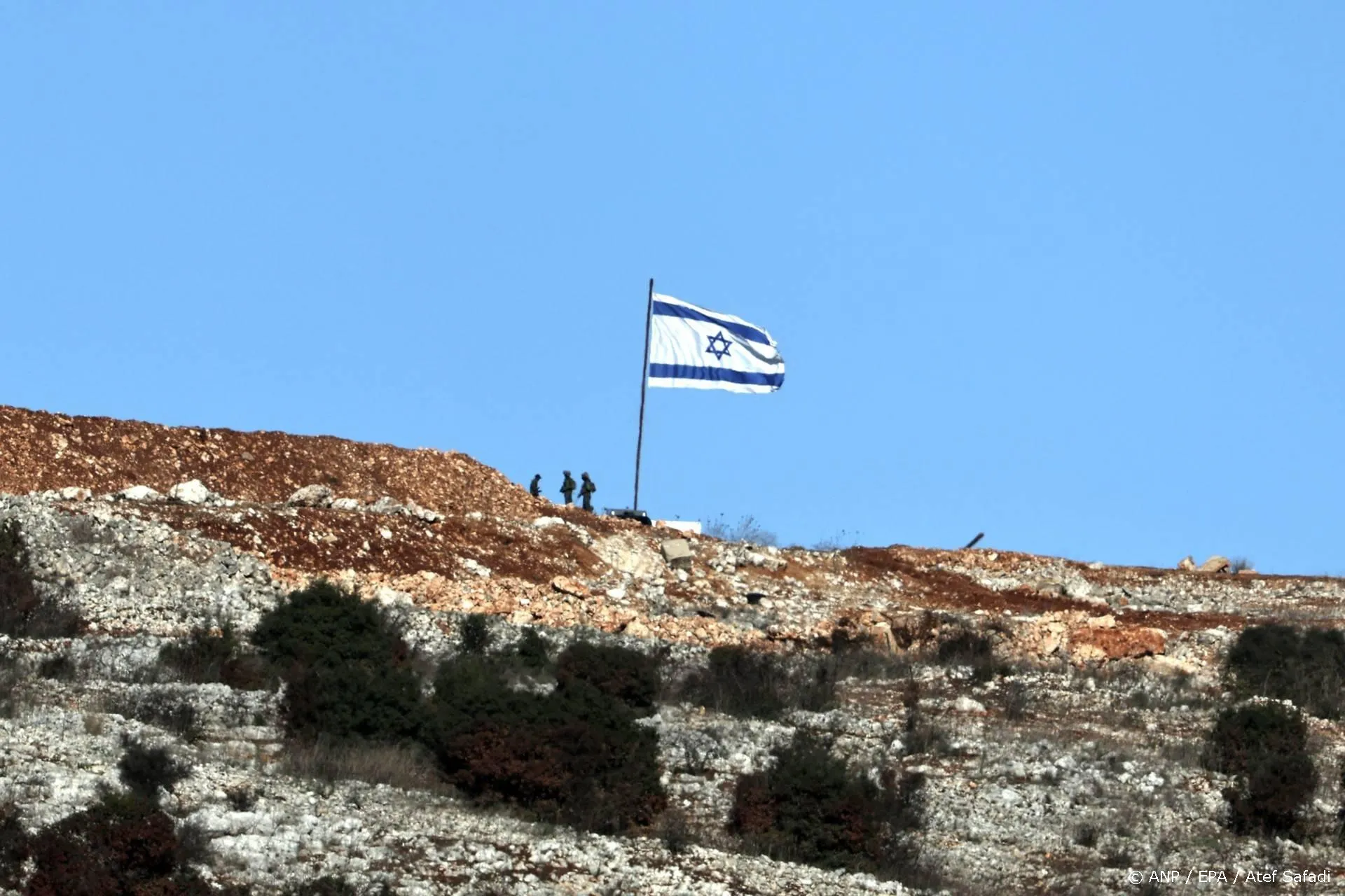 anp040626152 1