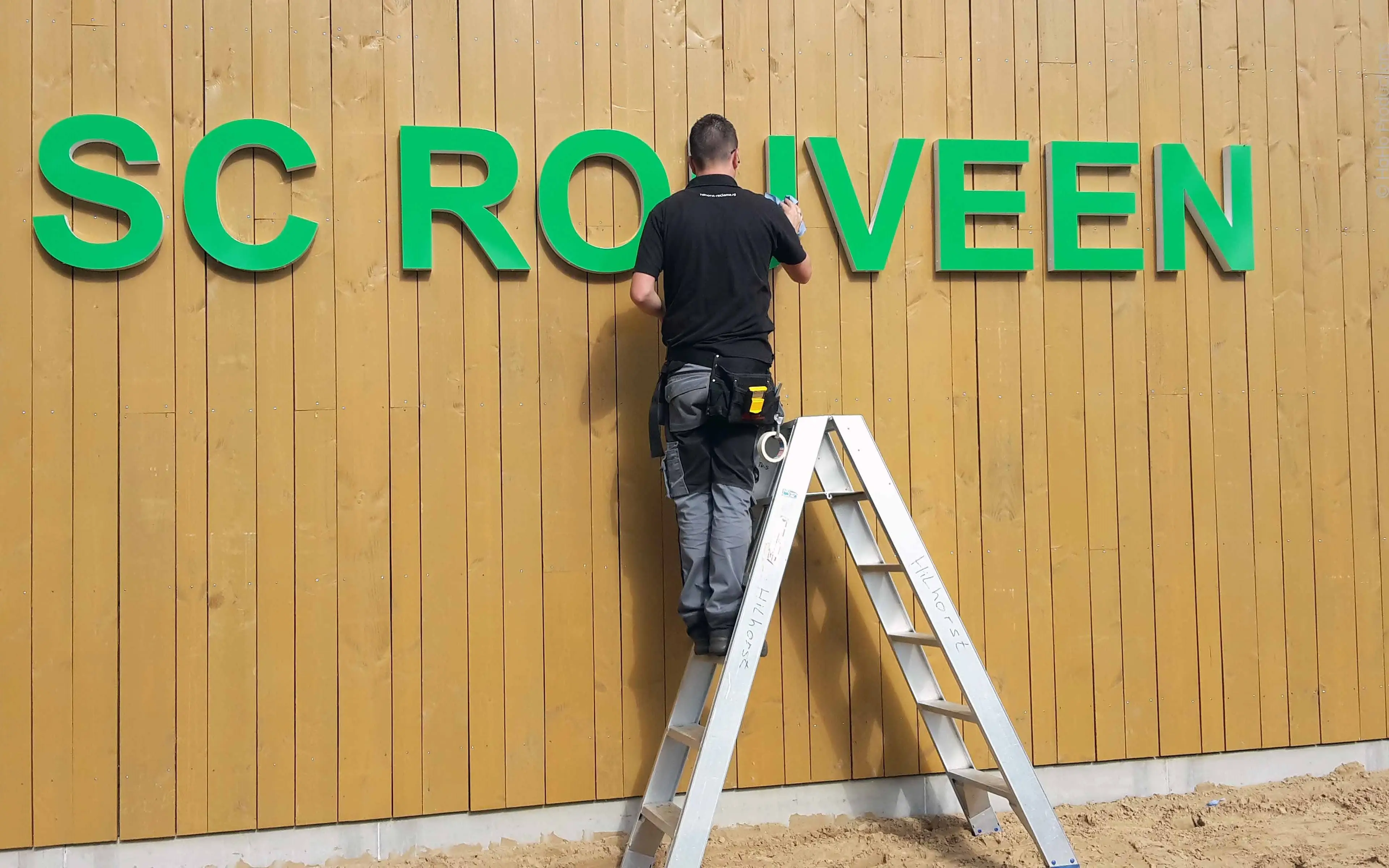 Nieuw gebouw voor Sport Club Rouveen nadert voltooiing
