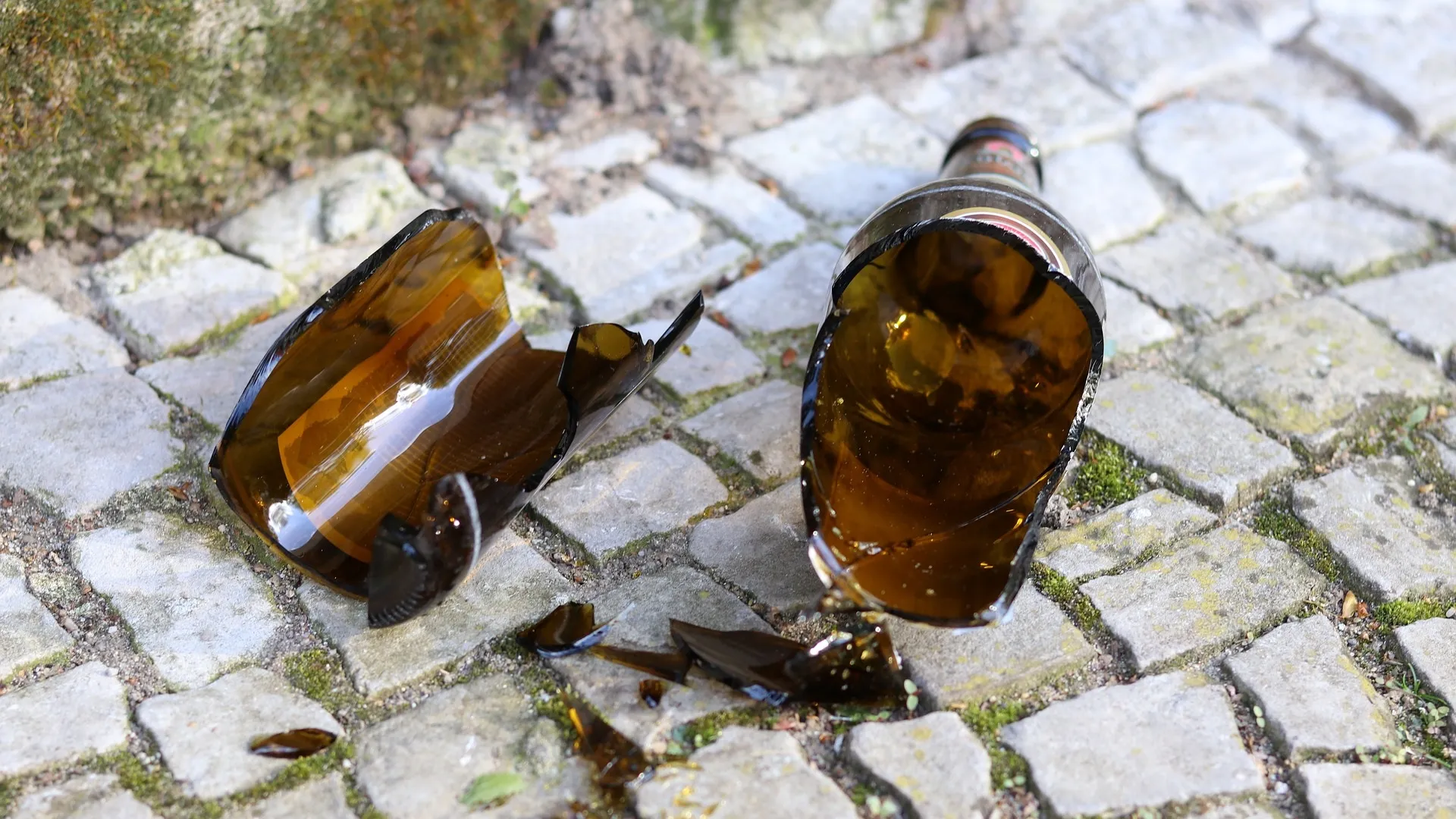 bottle 2257787 1920