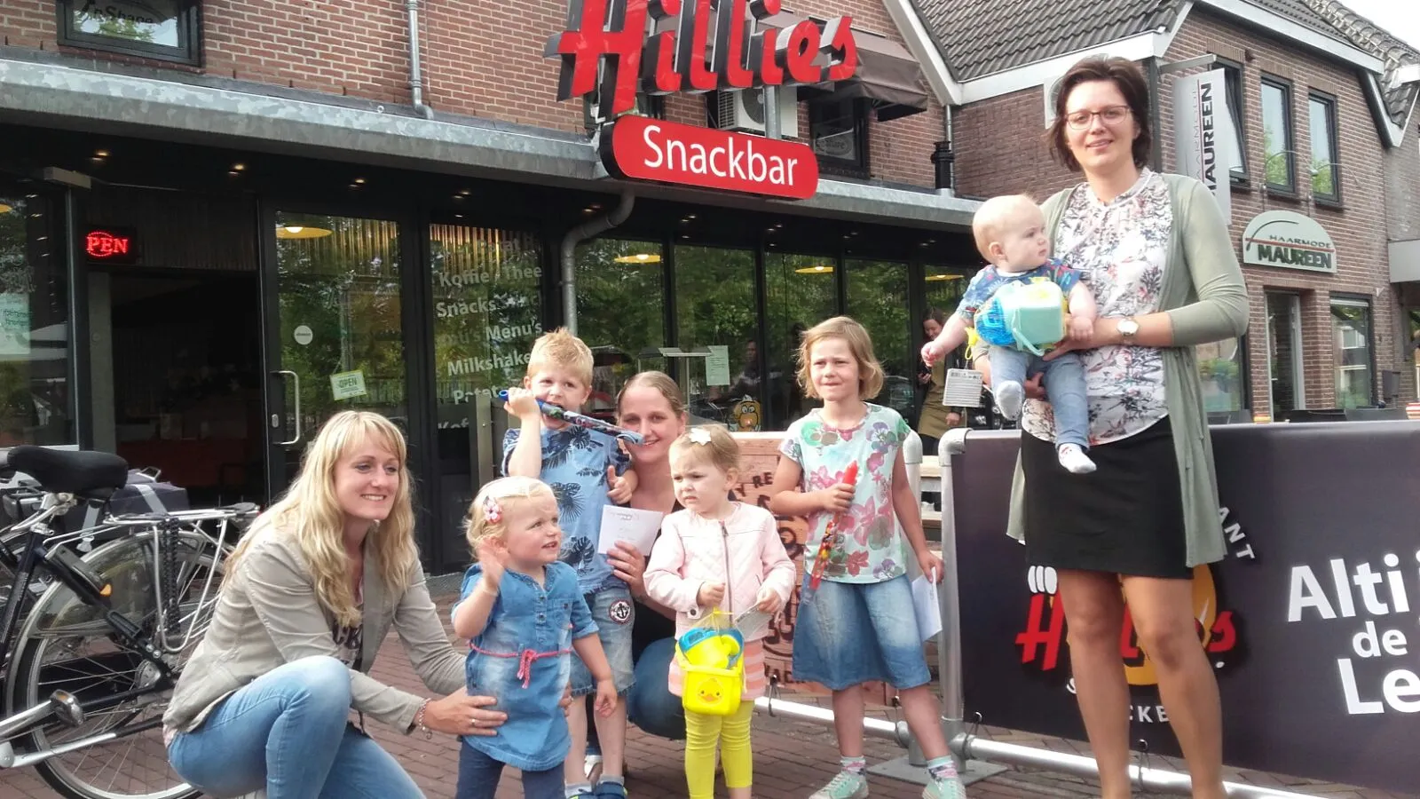 foto prijswinnaars ballonnenwedstrijd 2016