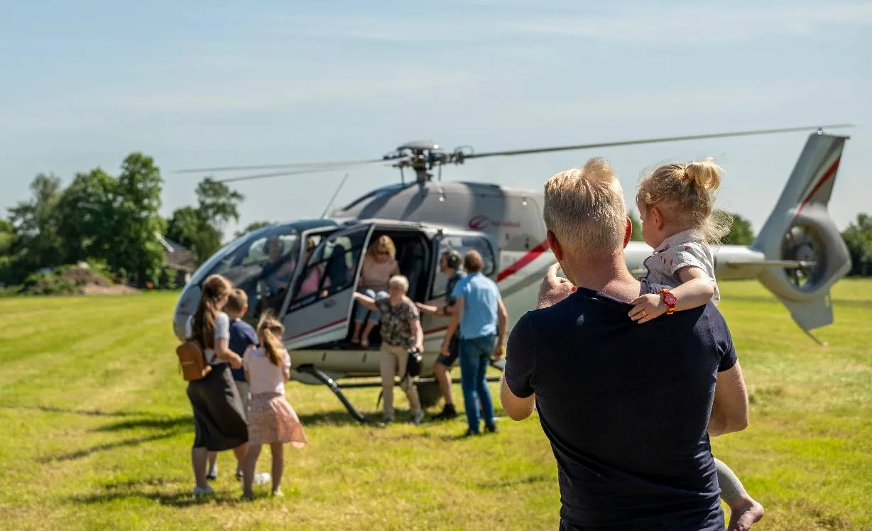 Helikoptervluchten en plantenverkoop voor Denbi