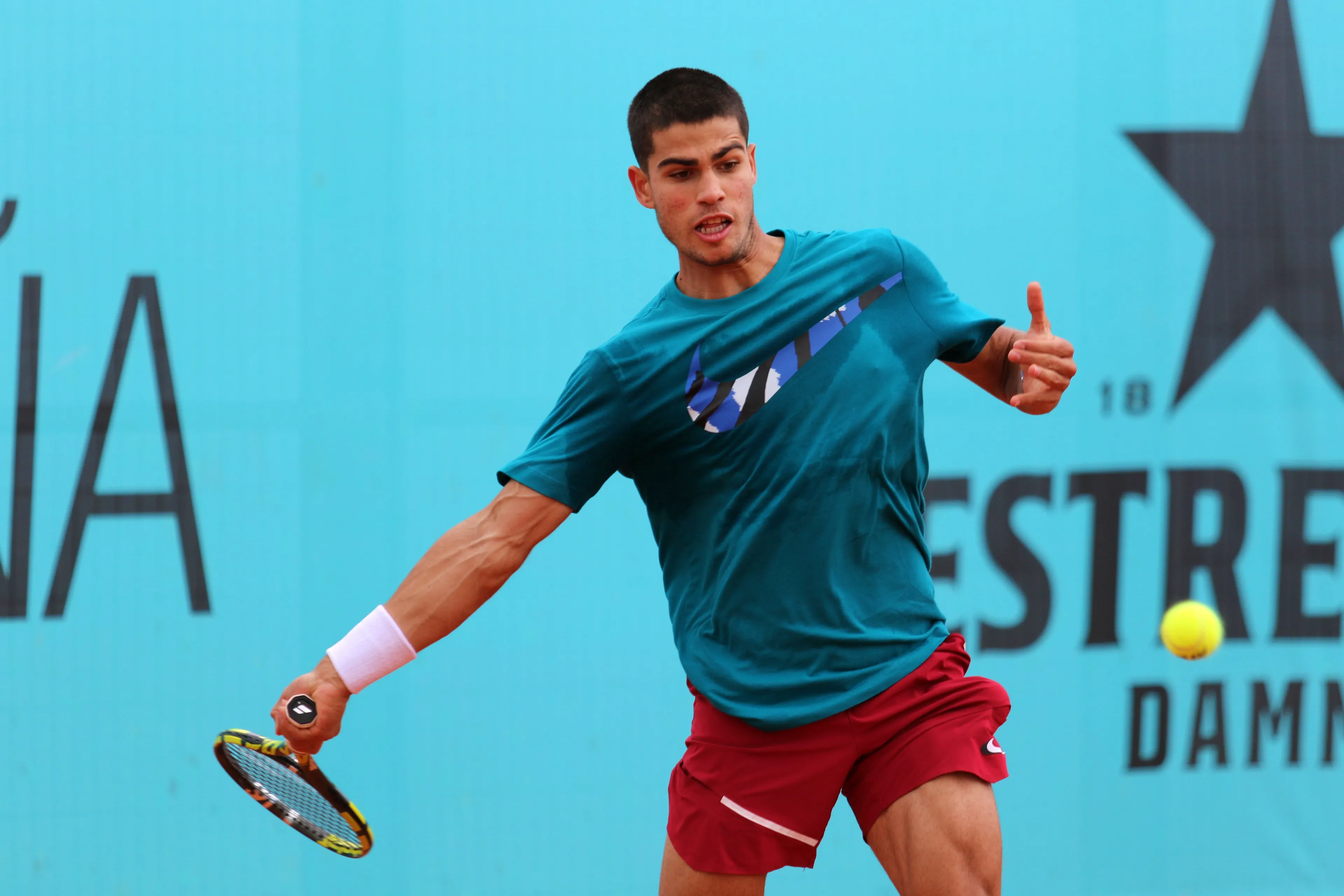 Carlos Alcaraz "has to take a break" says Boris Becker