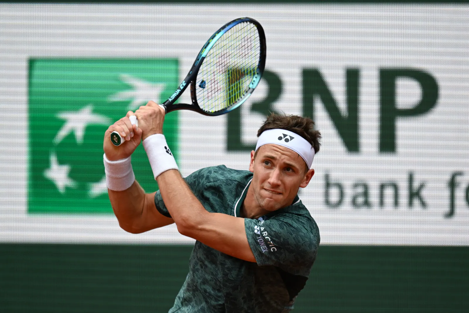Casper Ruud comes back to win against Berrettini to lift Gstaad trophy