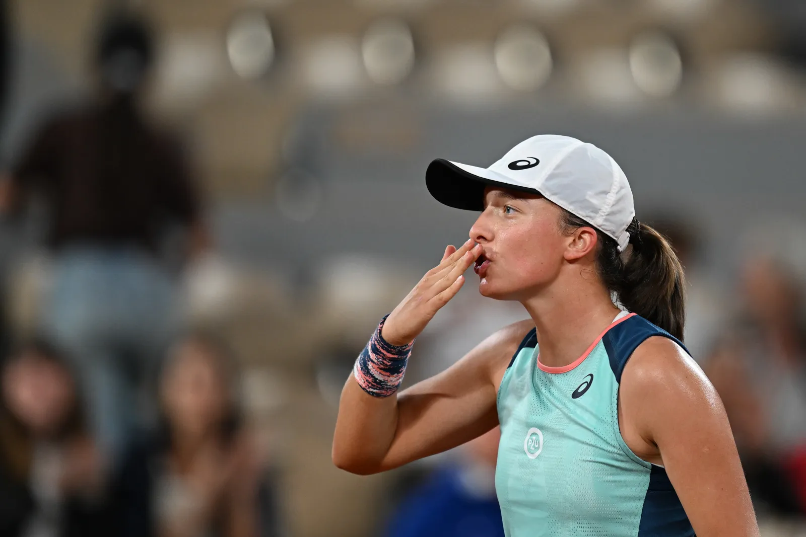 Swiatek Provides Update On Injury Situation After Retiring In Rome