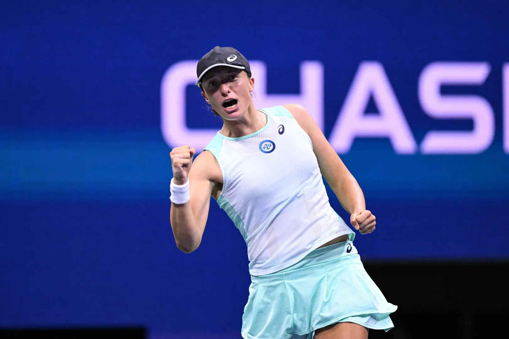 Turning Into Grass Specialist: Swiatek Reaches Bad Homburg Semifinals