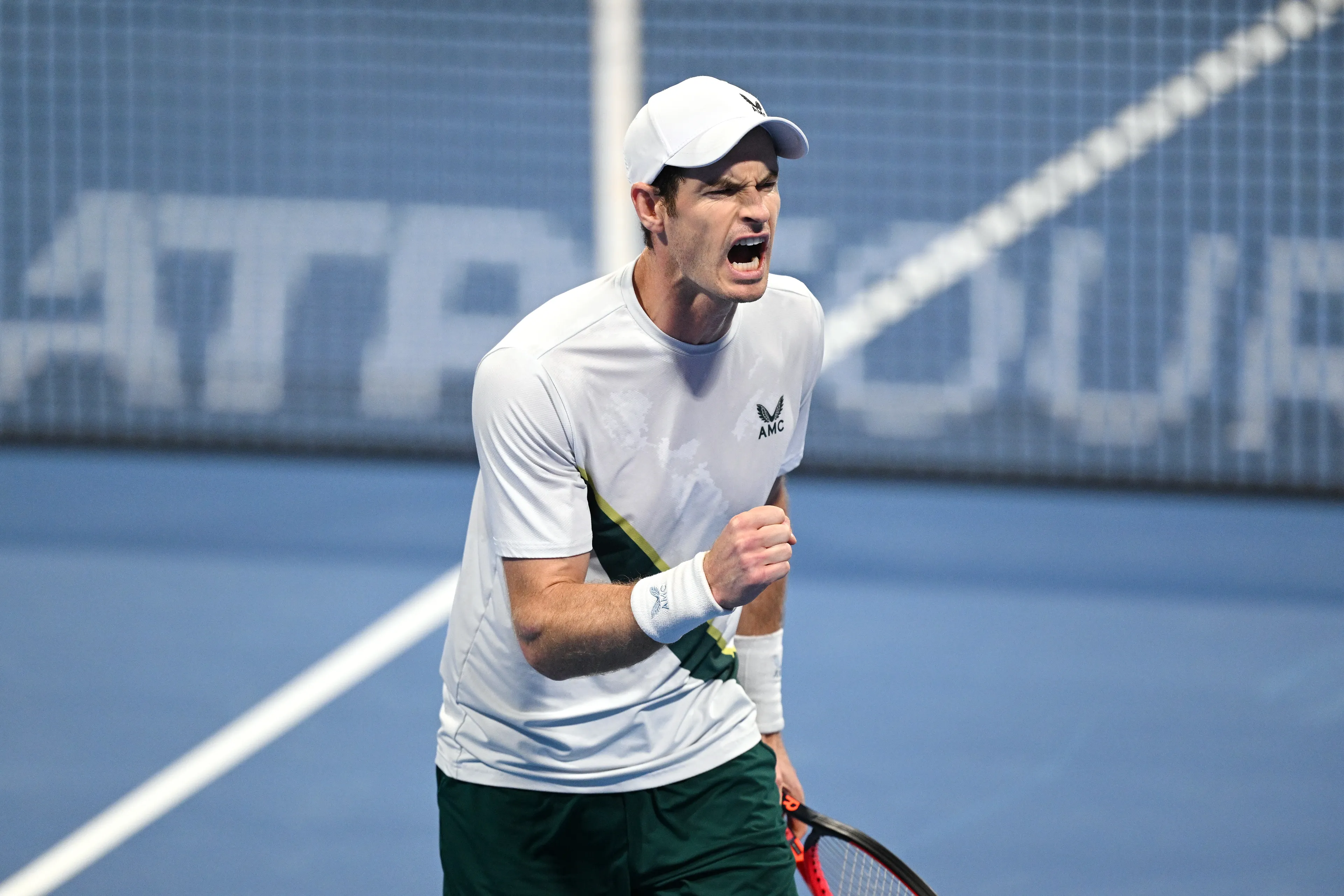 "If he wants 55 wild cards, give them to him" - Stubbs on Murray's wild card record