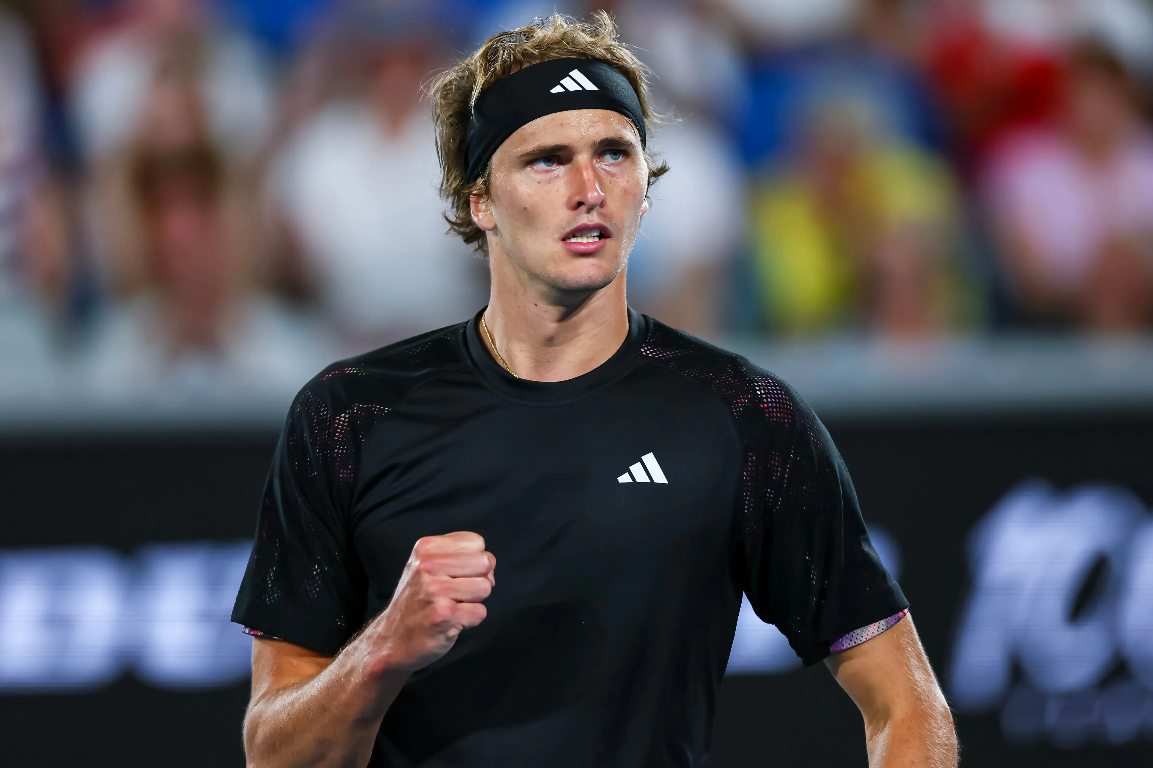 Zverev Overcomes Rain Delay & Wolf To Setup Medvedev Clash in Rome