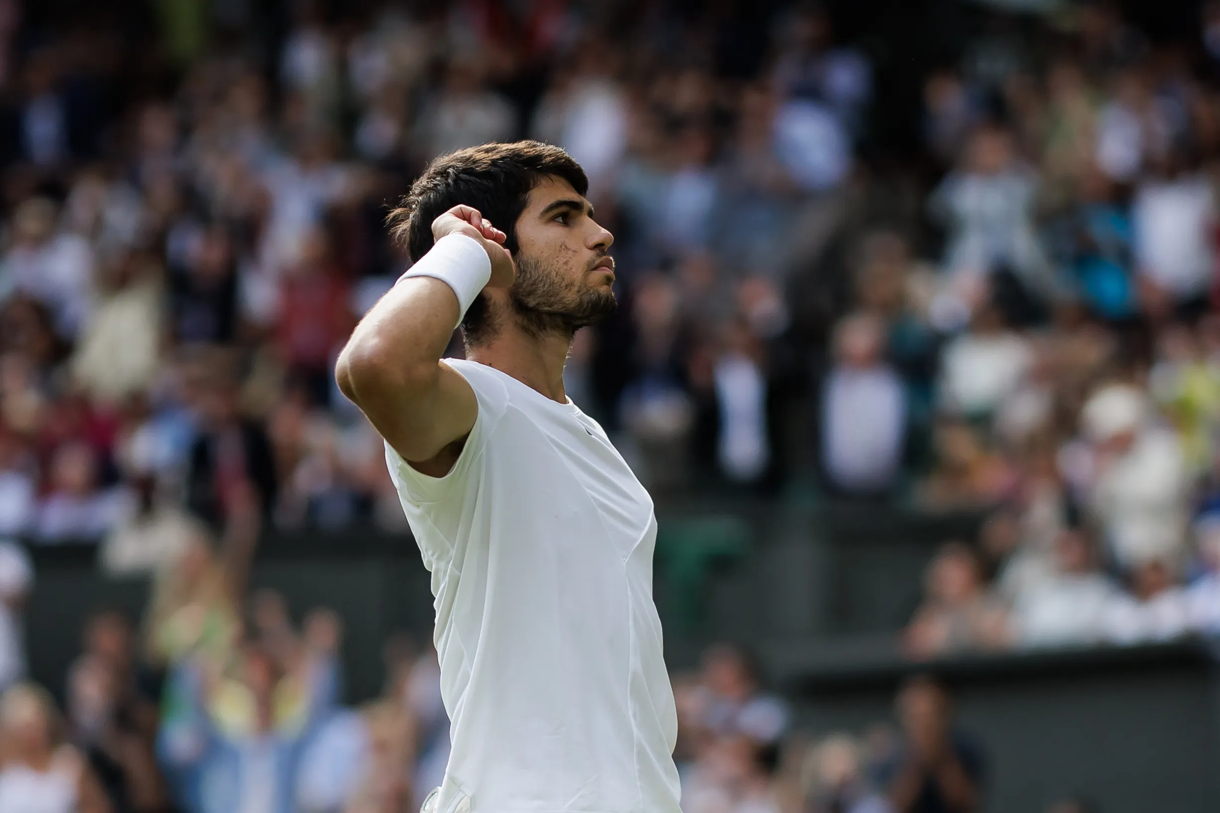 WATCH: Alcaraz Does Audacious Behind-the-Back Shot On Match Point In Shanghai