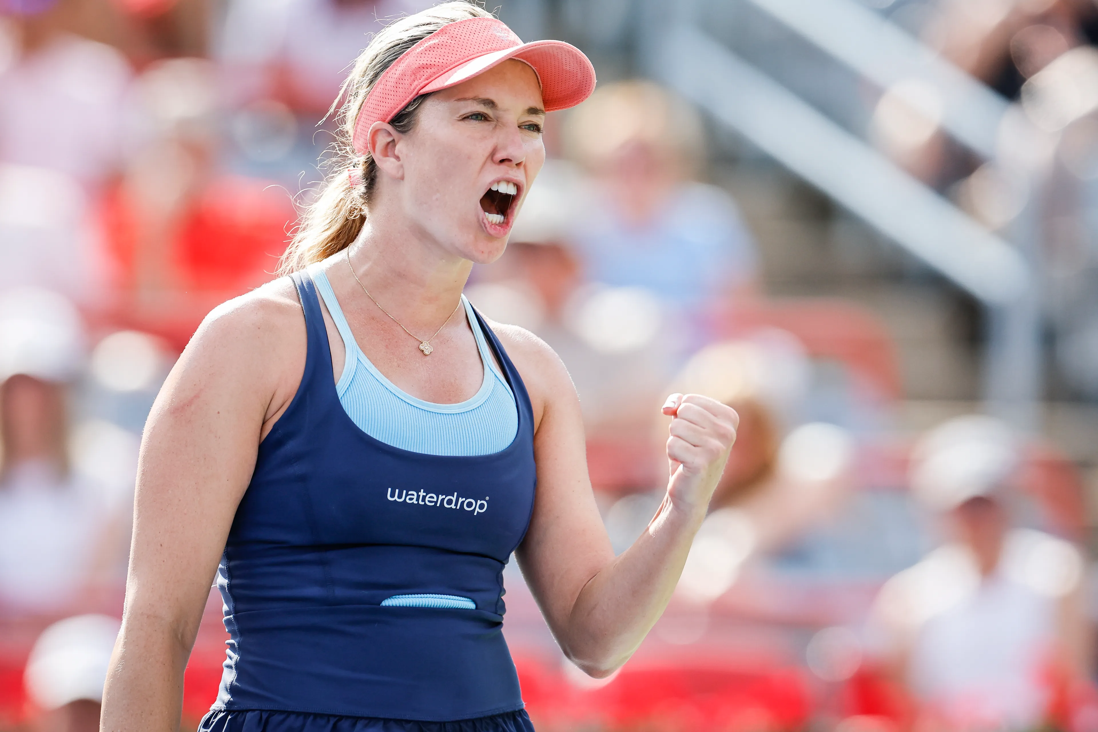 Collins Continues Winning Streak With Thrashing Win Over Badosa In Charleston