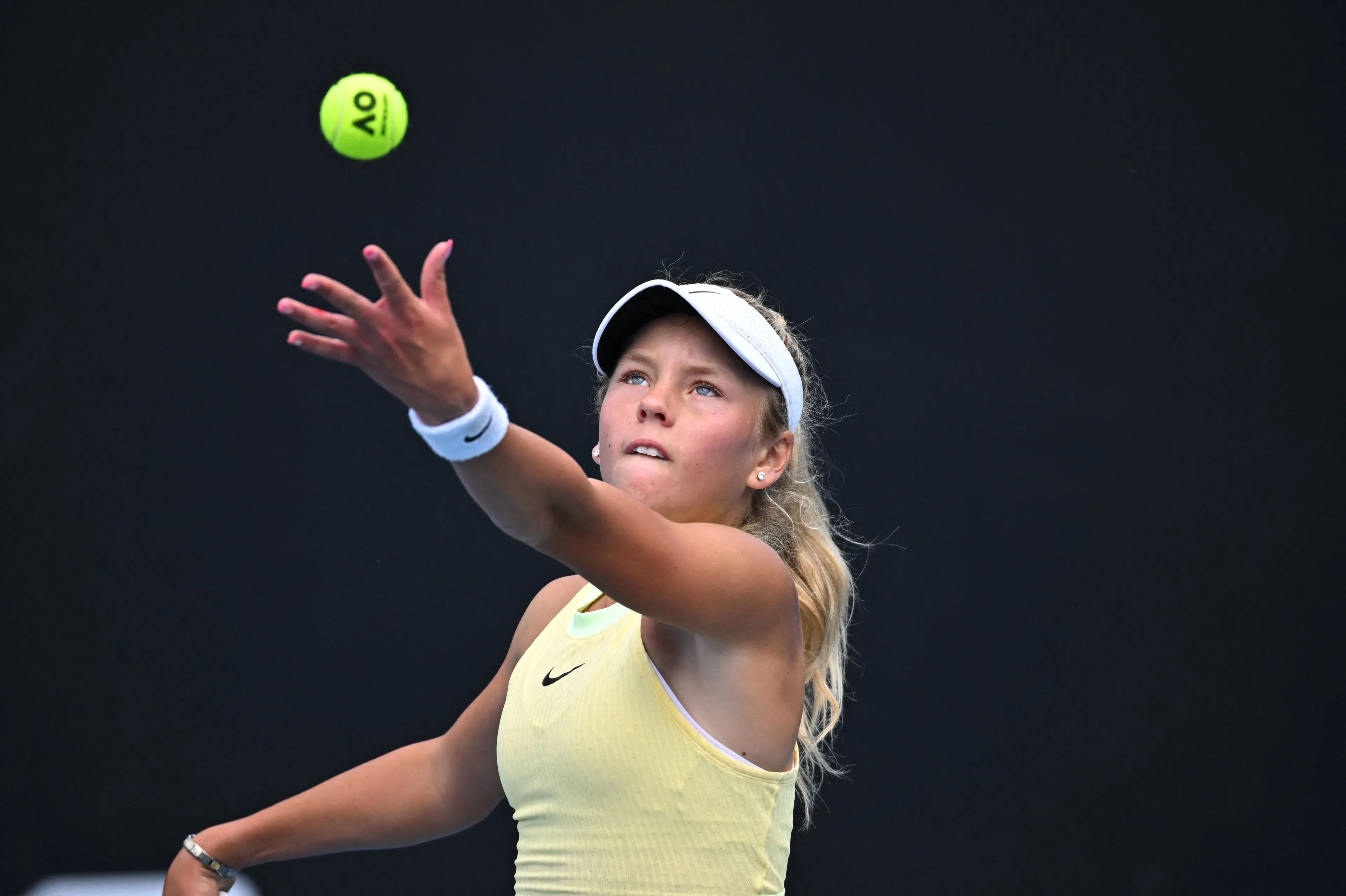 WATCH: 14-Year-Old Super-Talent Efremova Practices With Medvedev